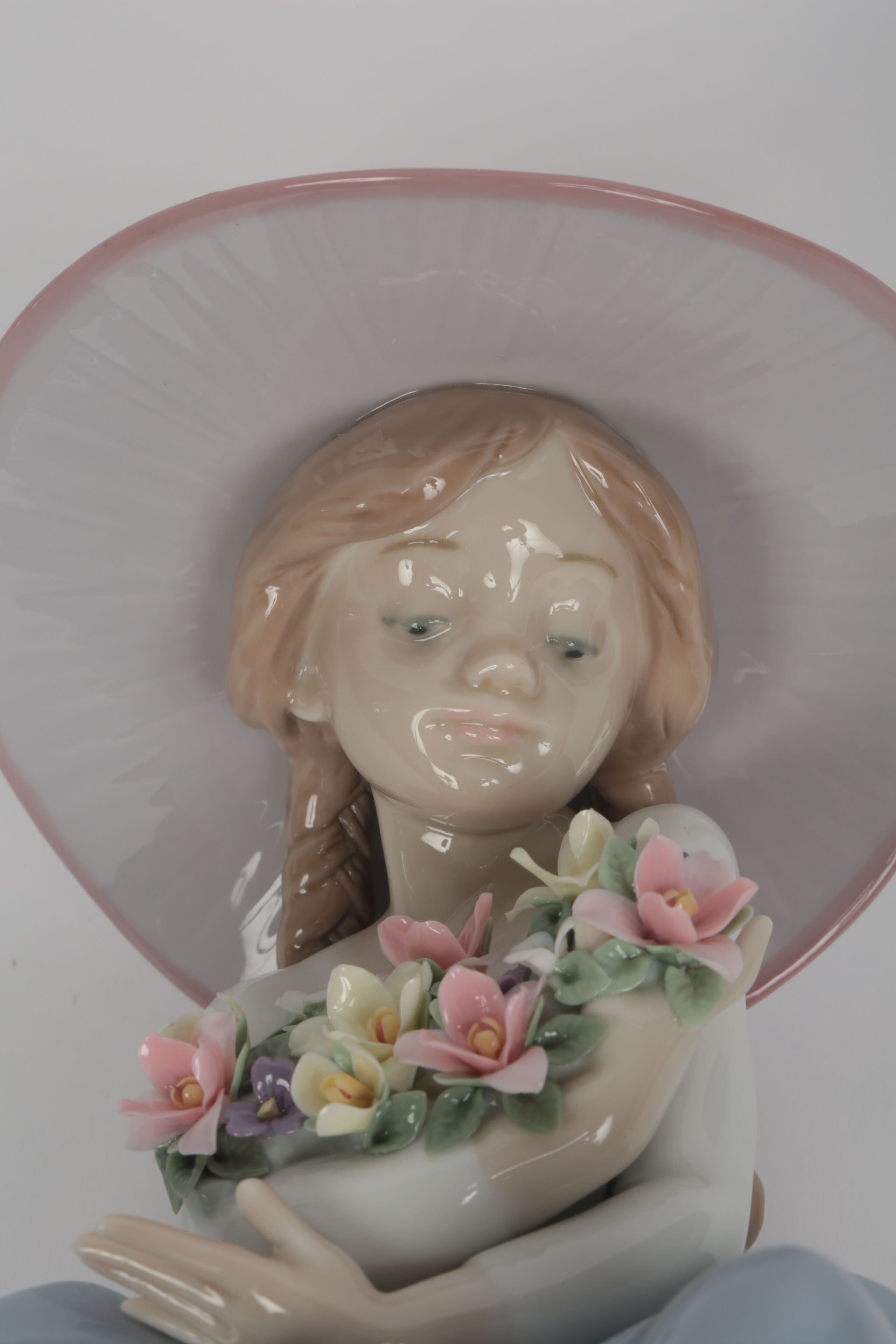Lladró "Fragrant Bouquet" Porcelain Figurine