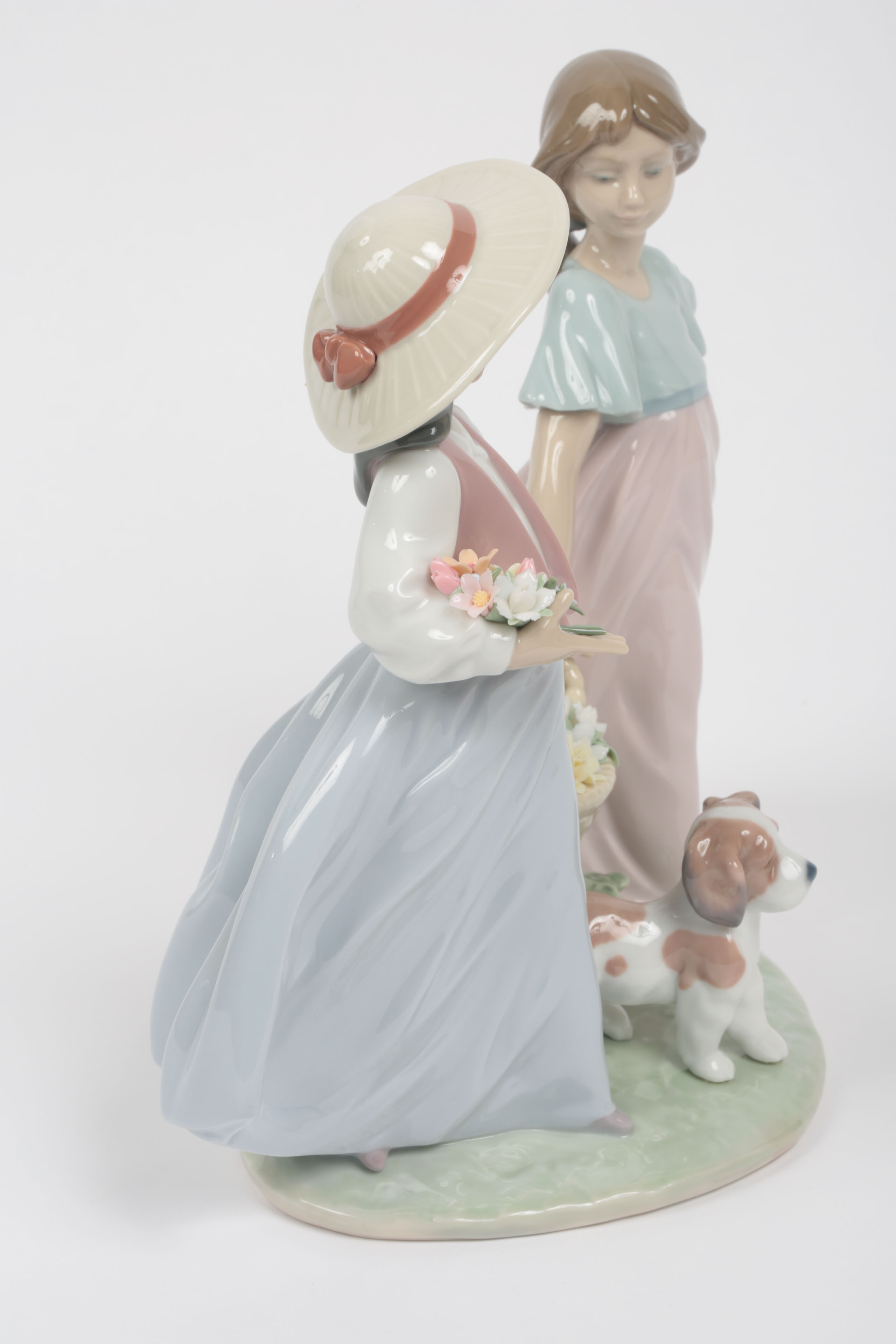 Lladró "Springtime Harvest" Porcelain Figurine