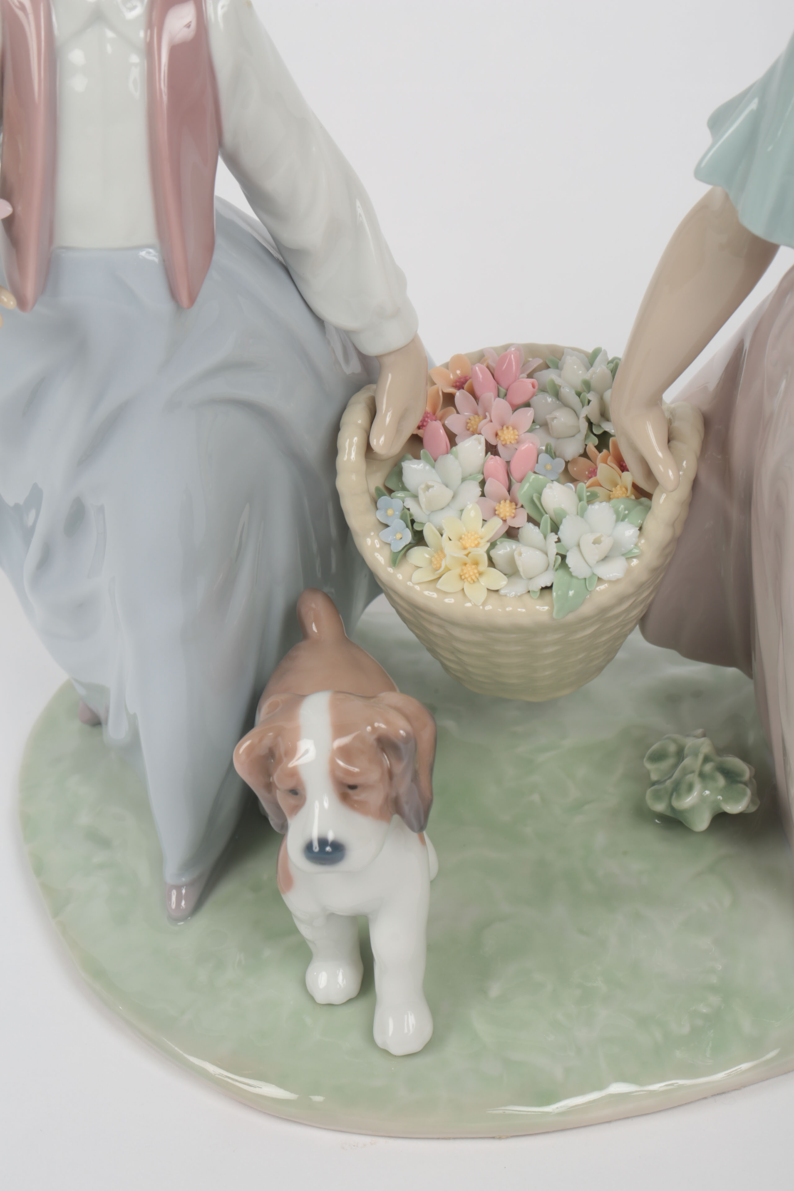 Lladró "Springtime Harvest" Porcelain Figurine