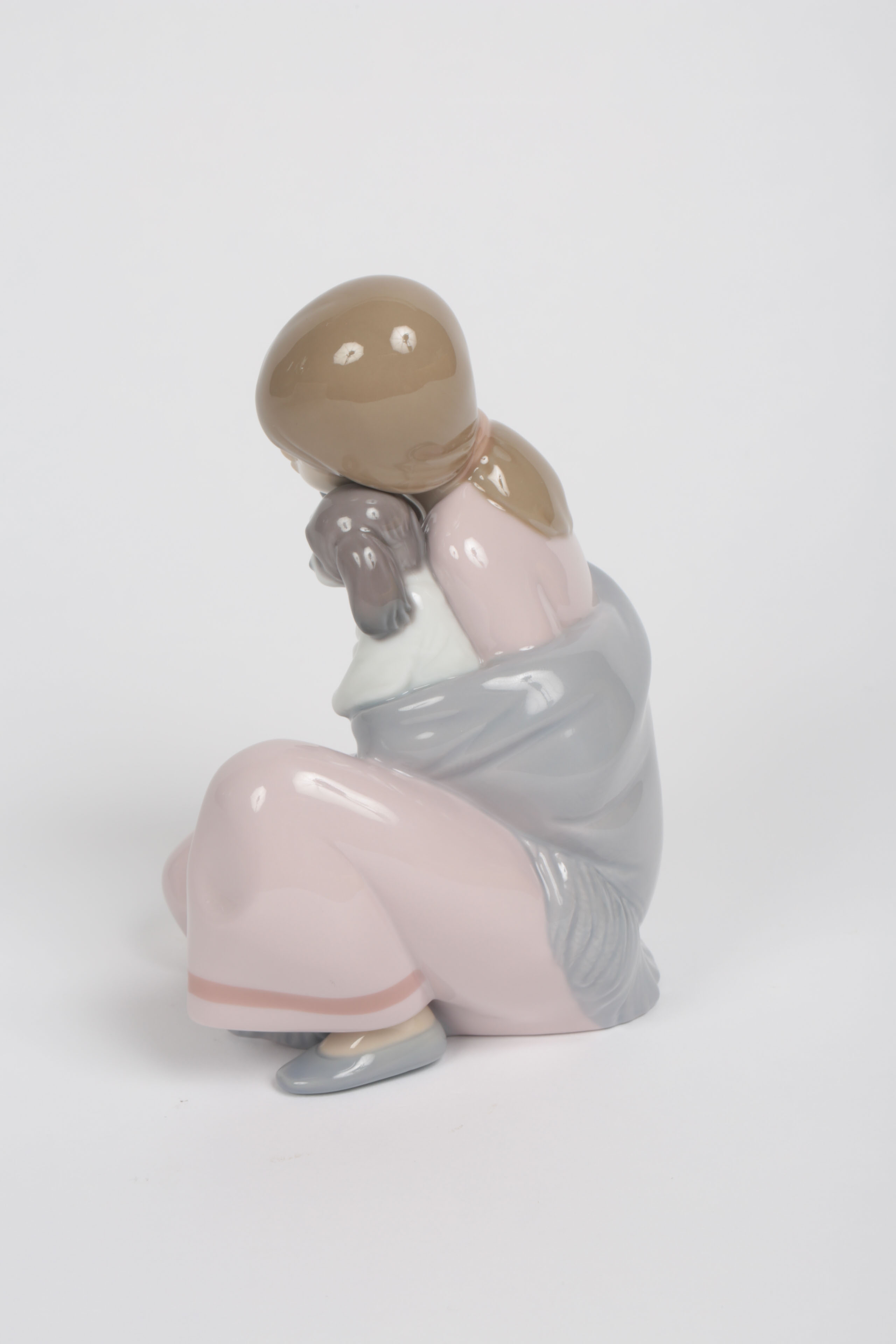 Lladró "Snuggle Up" Porcelain Figurine