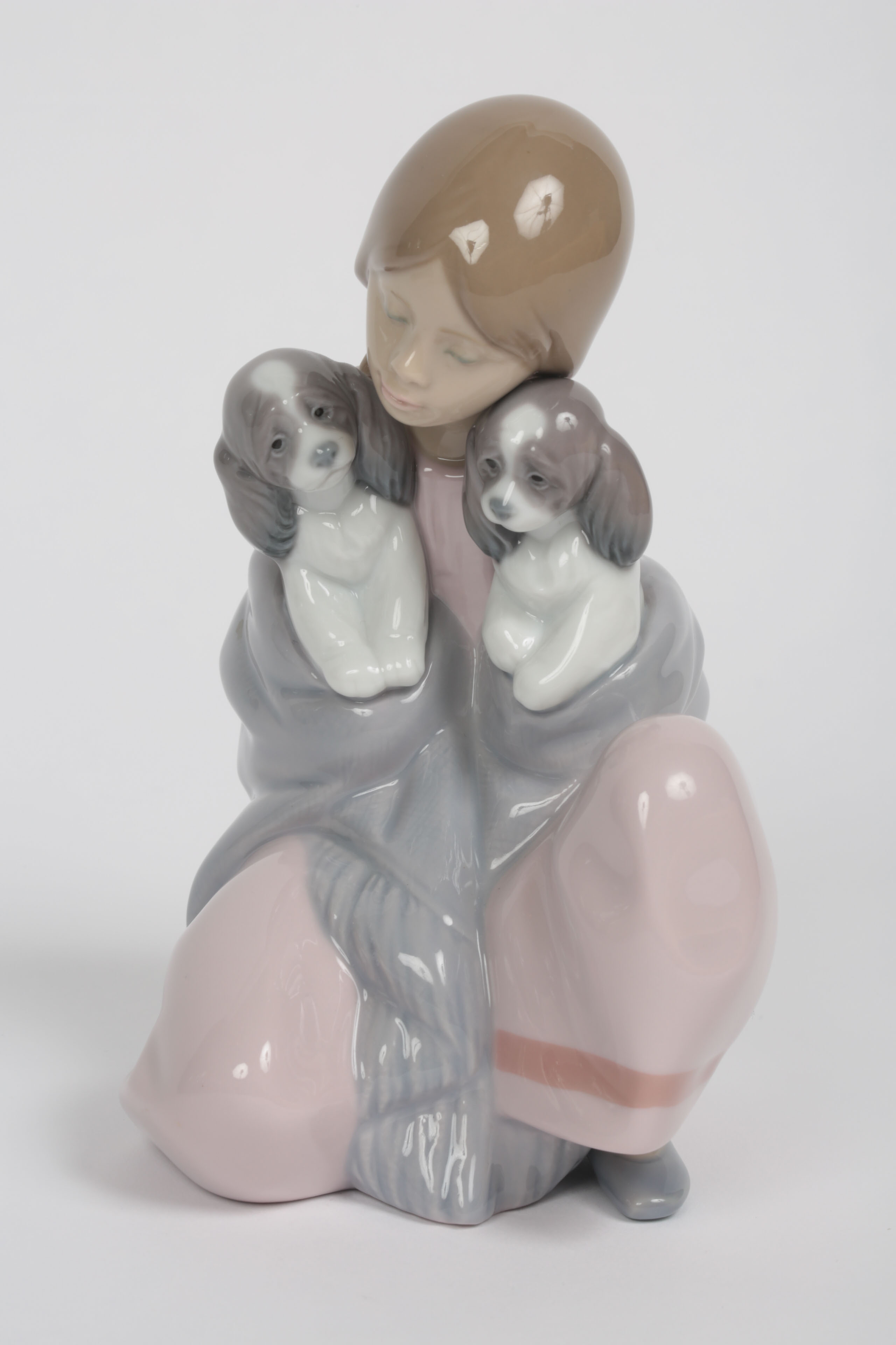Lladró "Snuggle Up" Porcelain Figurine