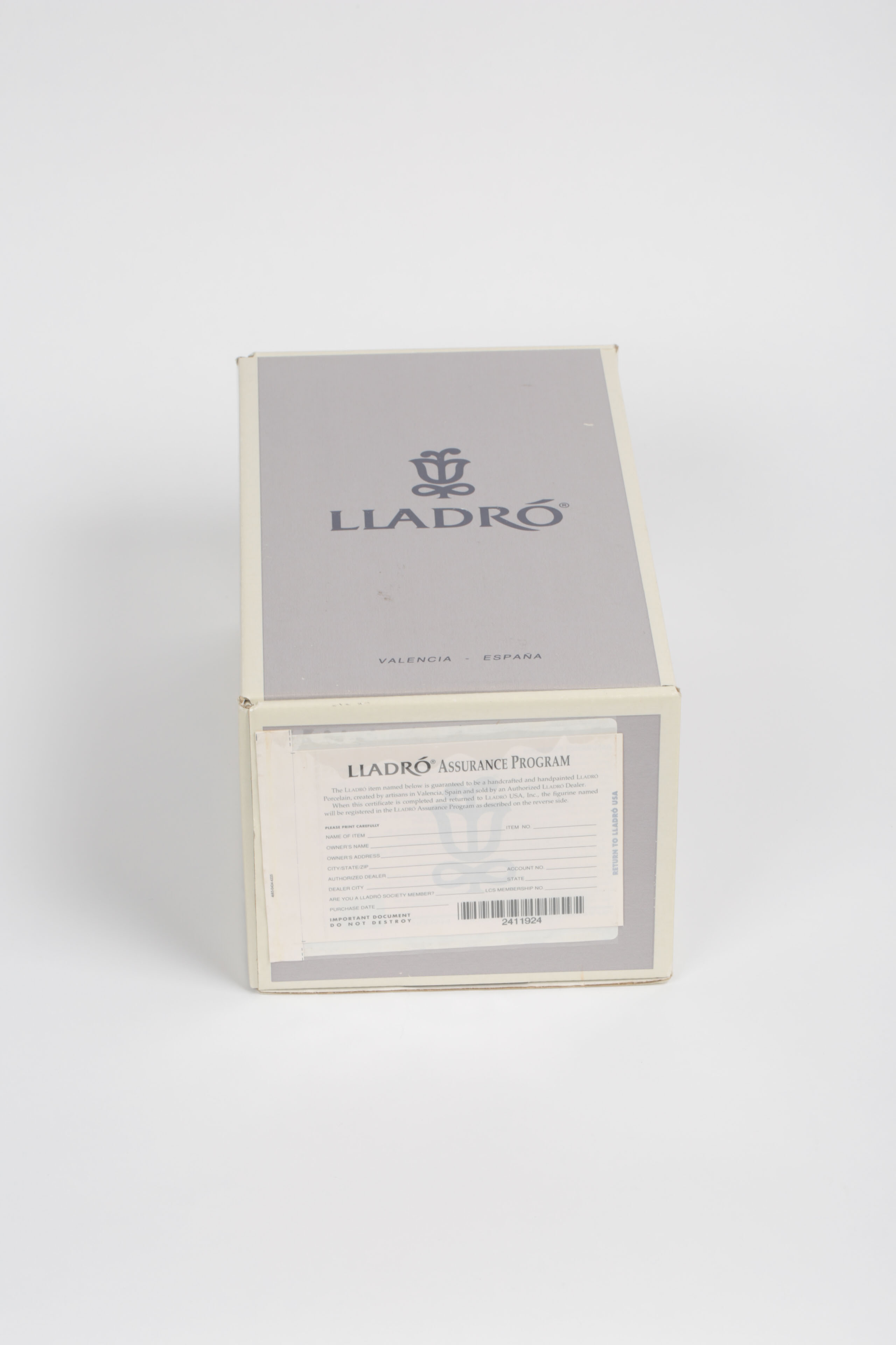 Lladró "Snuggle Up" Porcelain Figurine