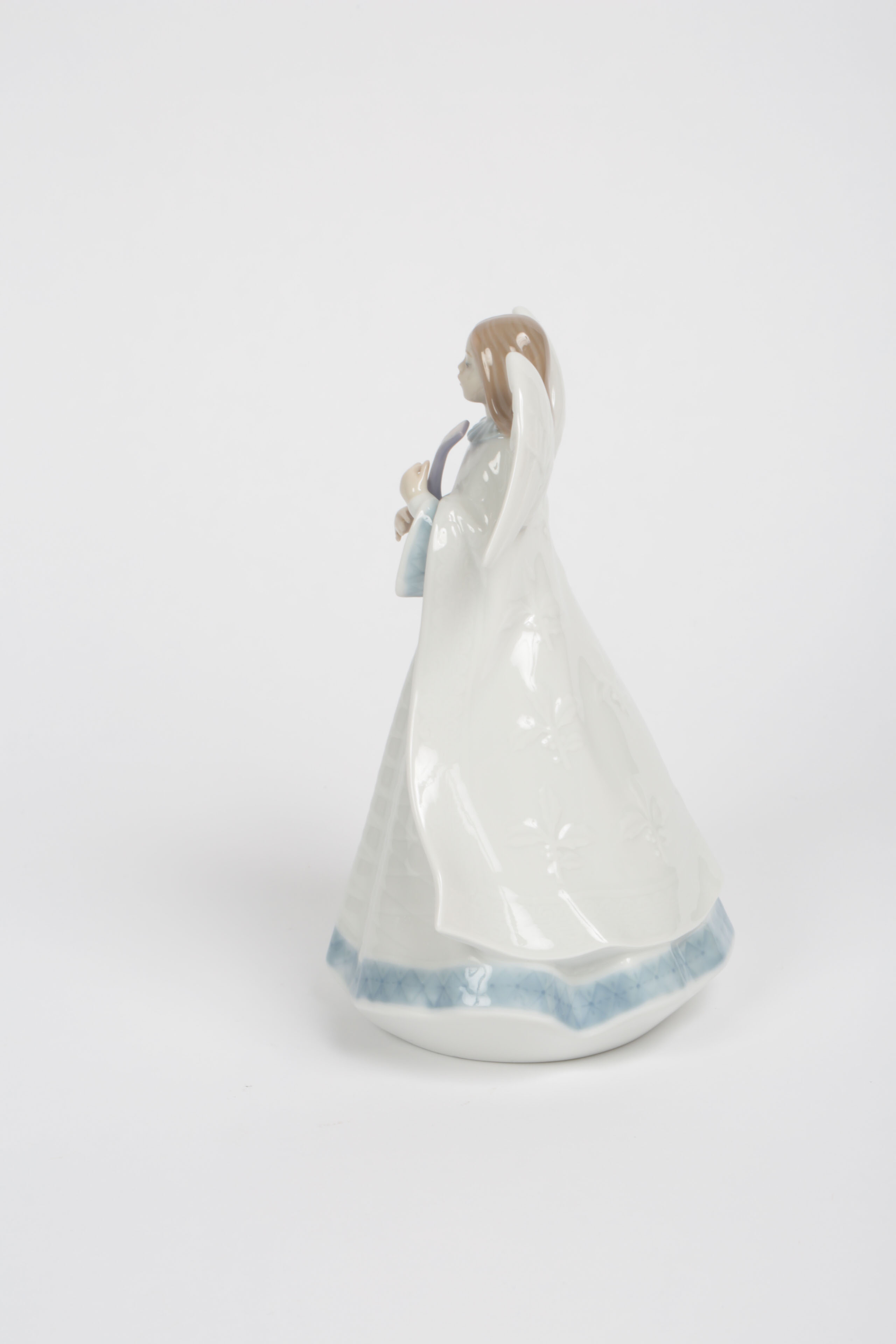 Lladró "Angelic Melody" Porcelain Figurine