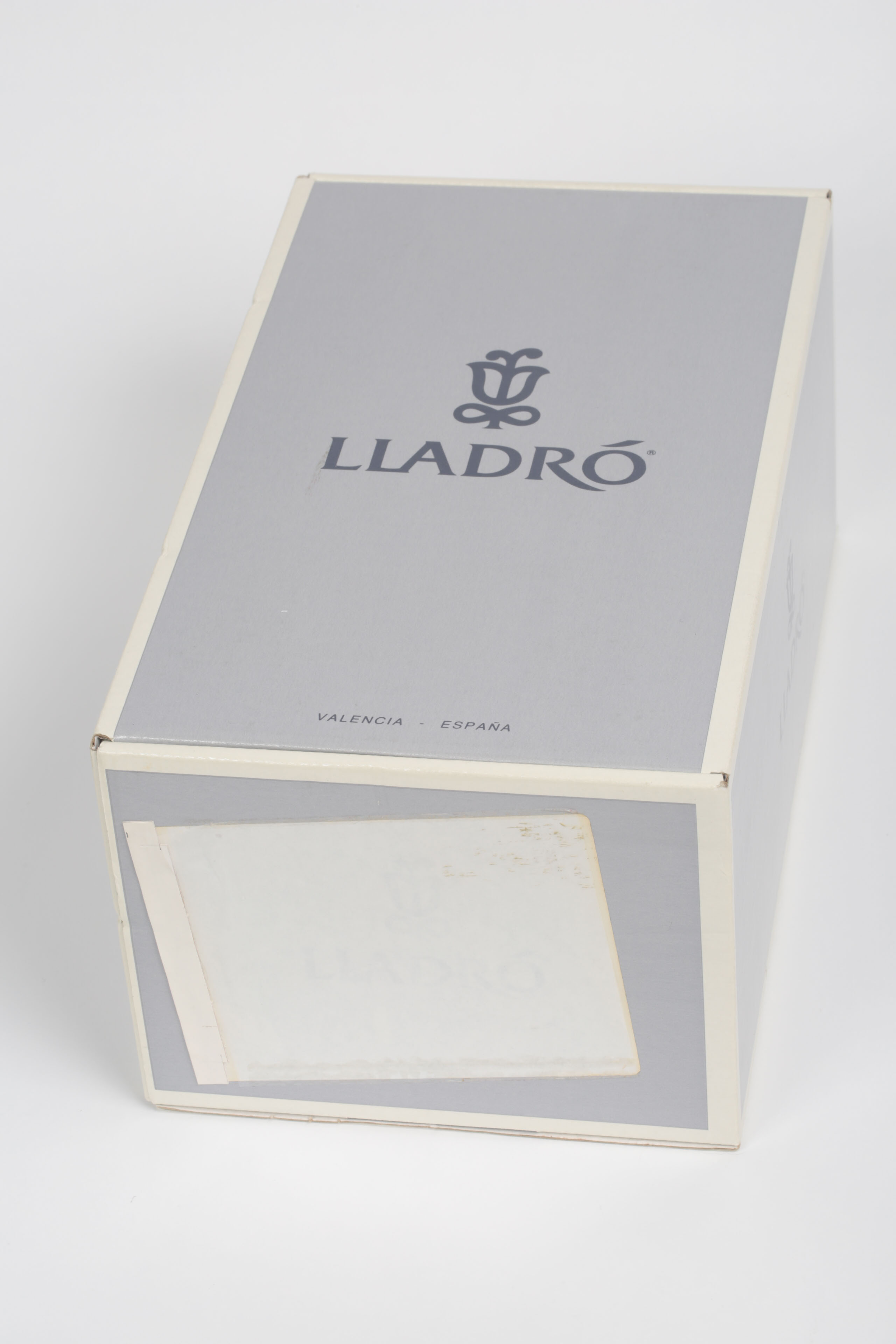 Lladró "Angelic Melody" Porcelain Figurine