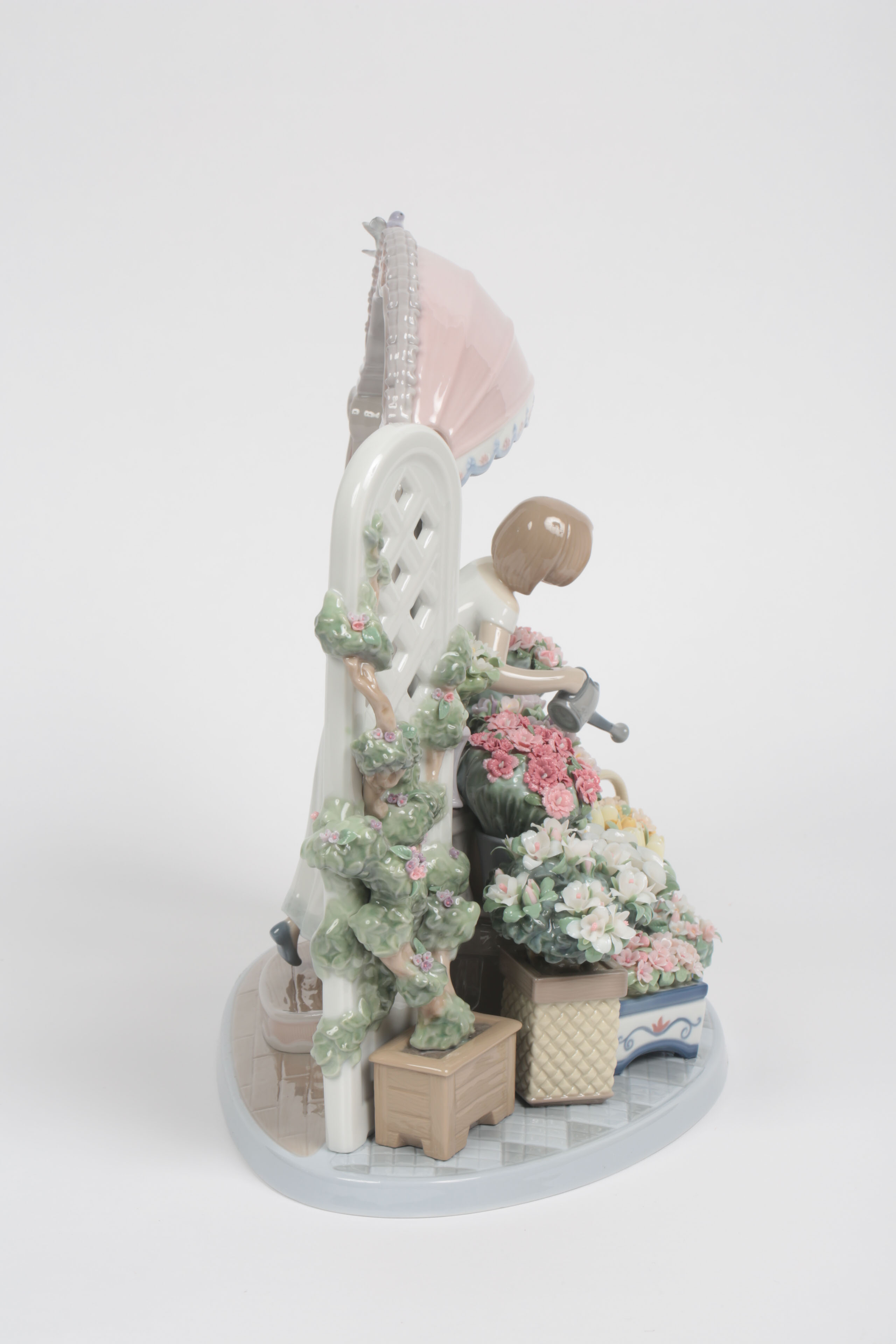 Lladró Utopia "Romantic Feelings" Porcelain Figurine