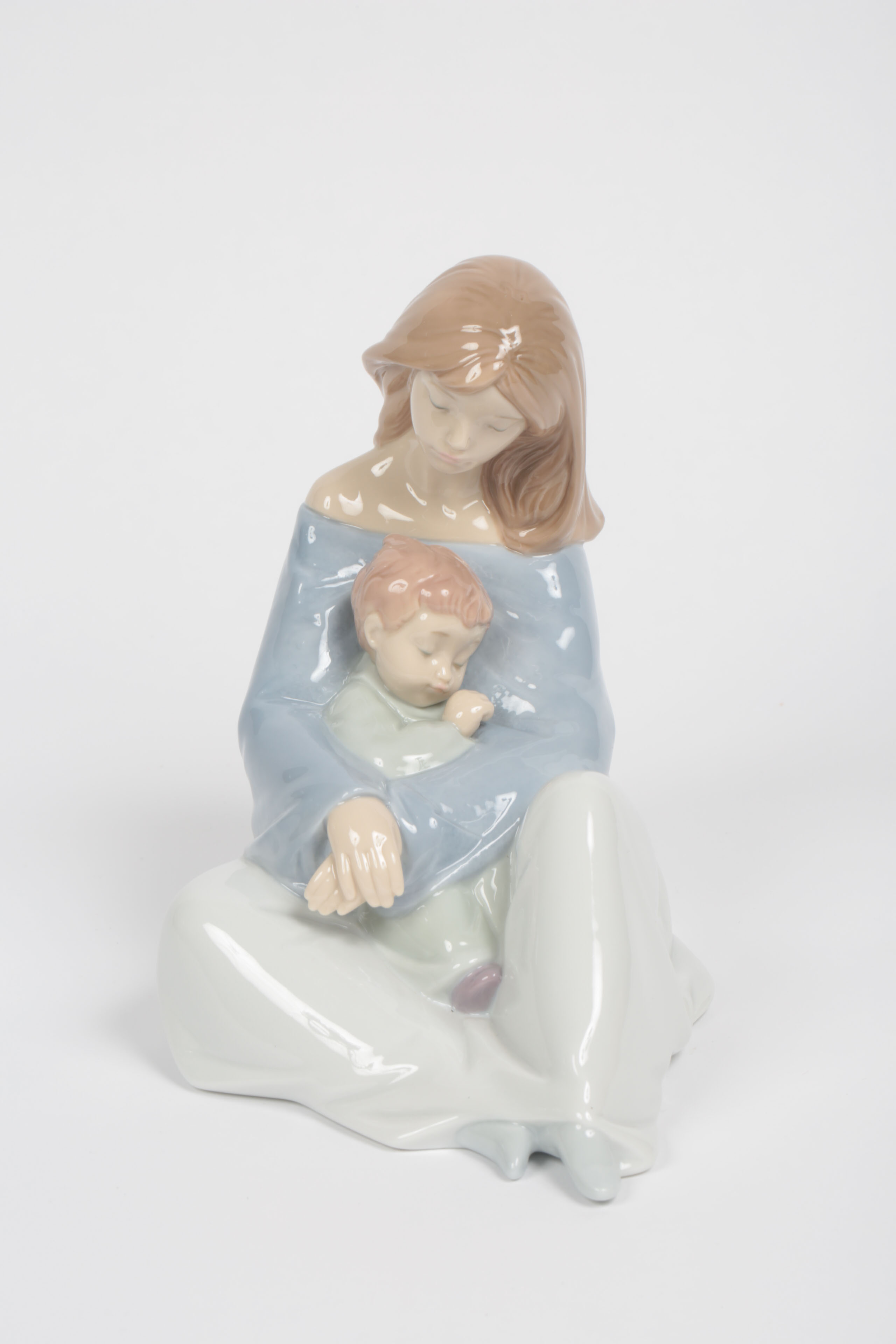 Nao "The Greatest Bond" Porcelain Figurine