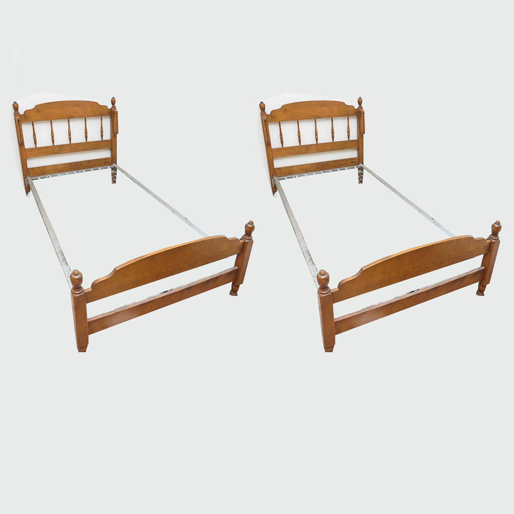 Maple "Baumritter" Twin Bunk Beds by Ethan Allen