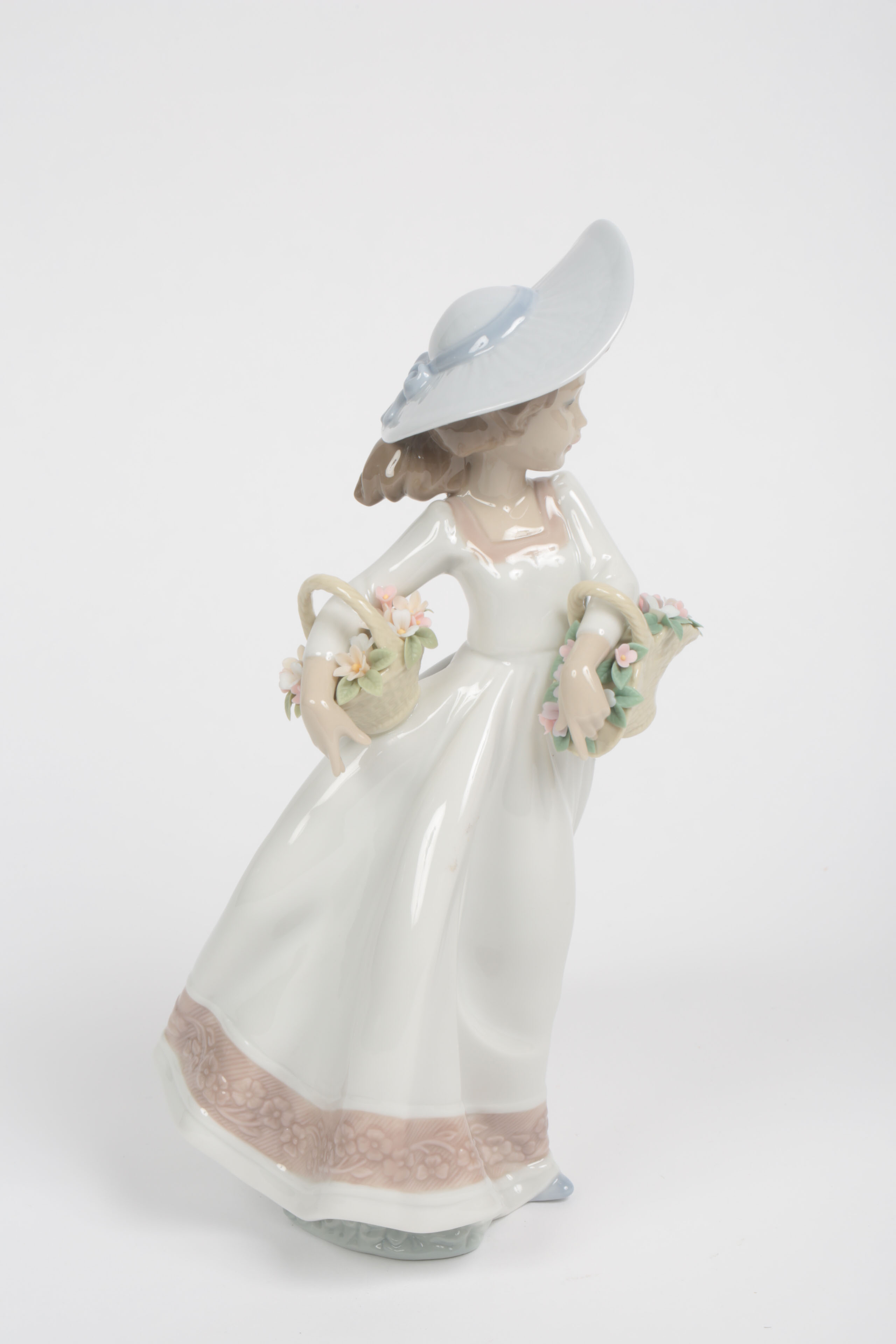 Lladró Macy's Exclusive "Sweet Flowers" Porcelain Figurine