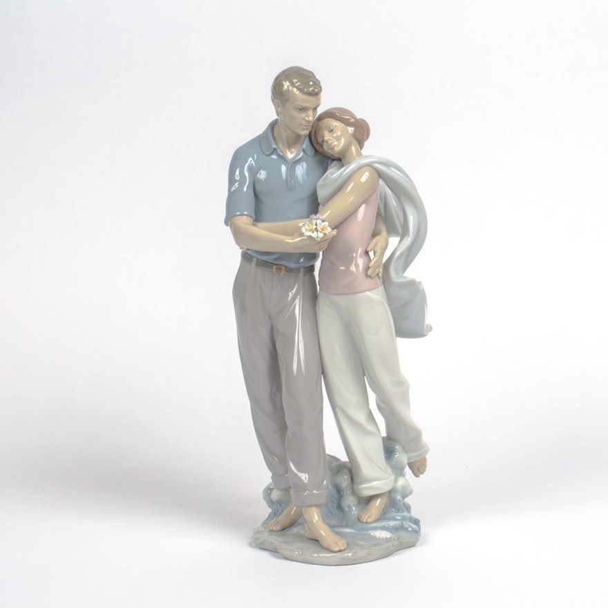 Lladró "You're Everything To Me" Porcelain Figurine