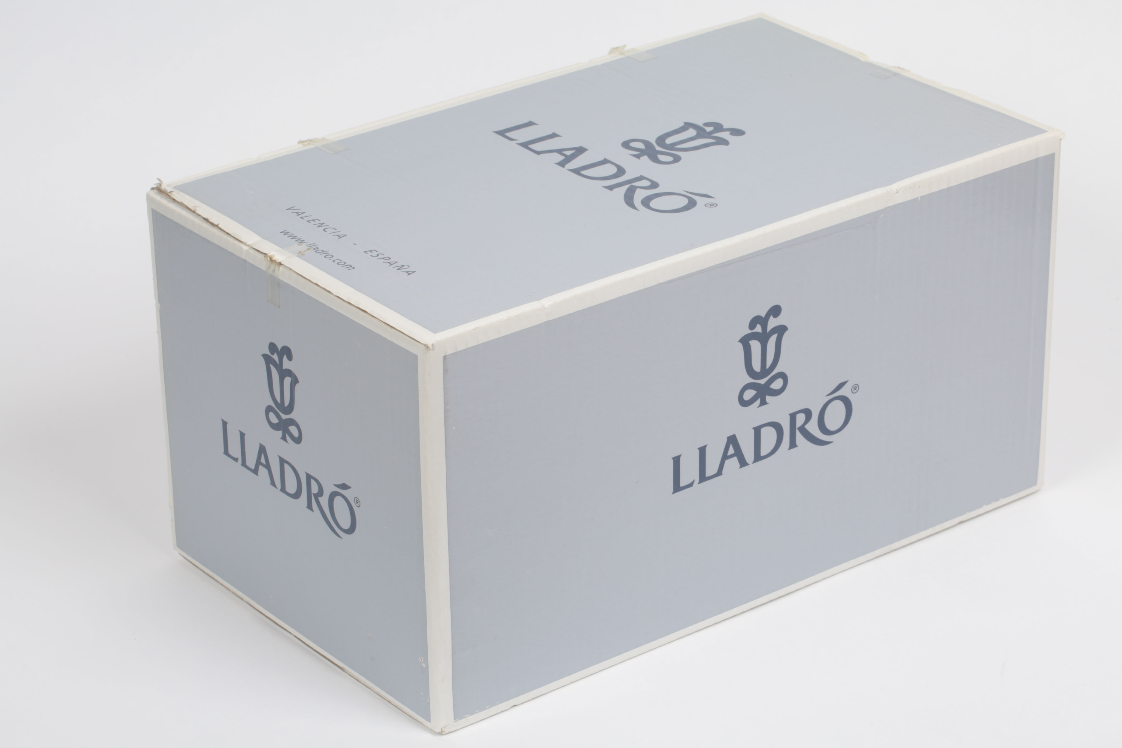 Lladró "You're Everything To Me" Porcelain Figurine