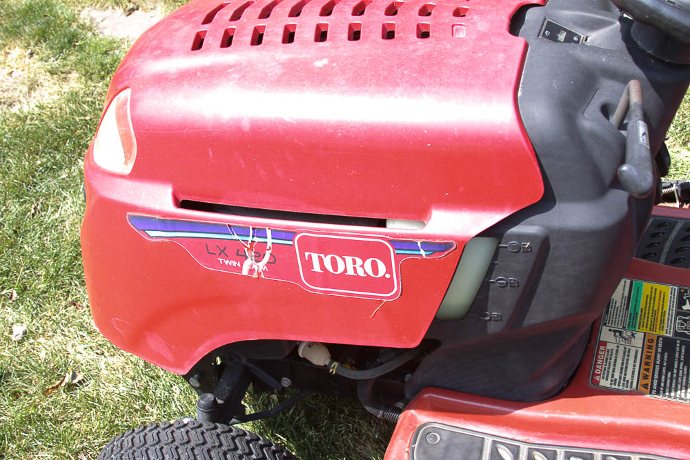 Toro LX420 Twin Cam Riding Lawn Mower