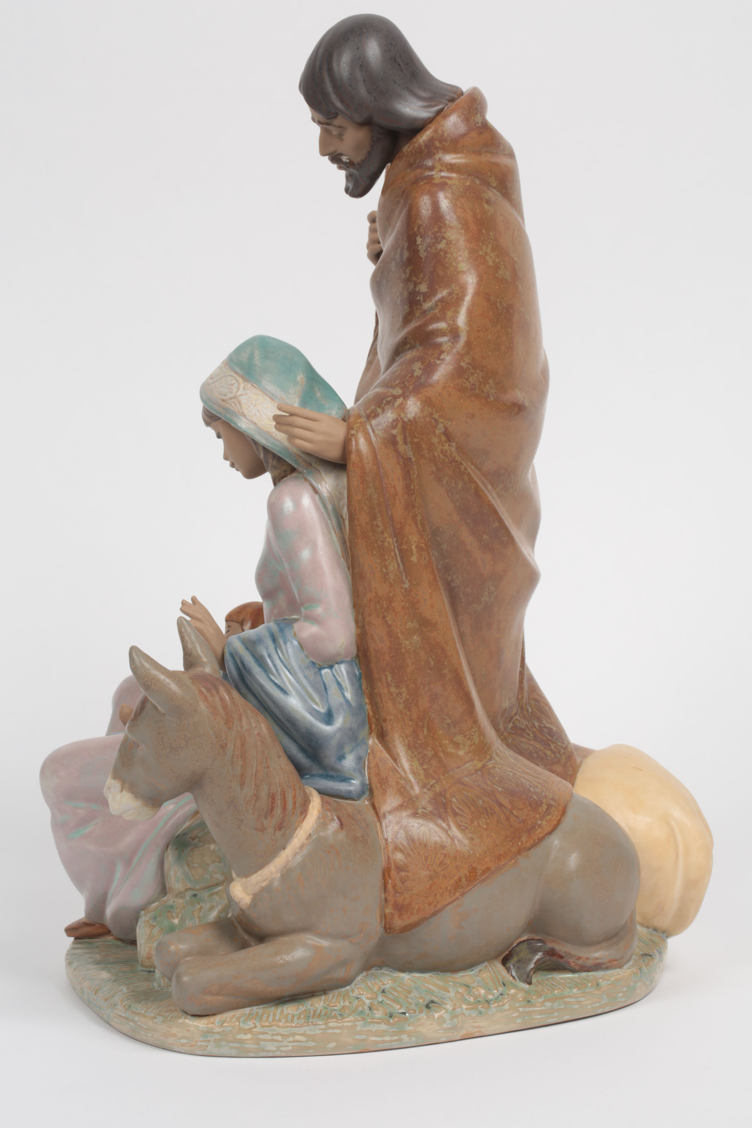 Lladró "Joyful Event" Nativity Figurine