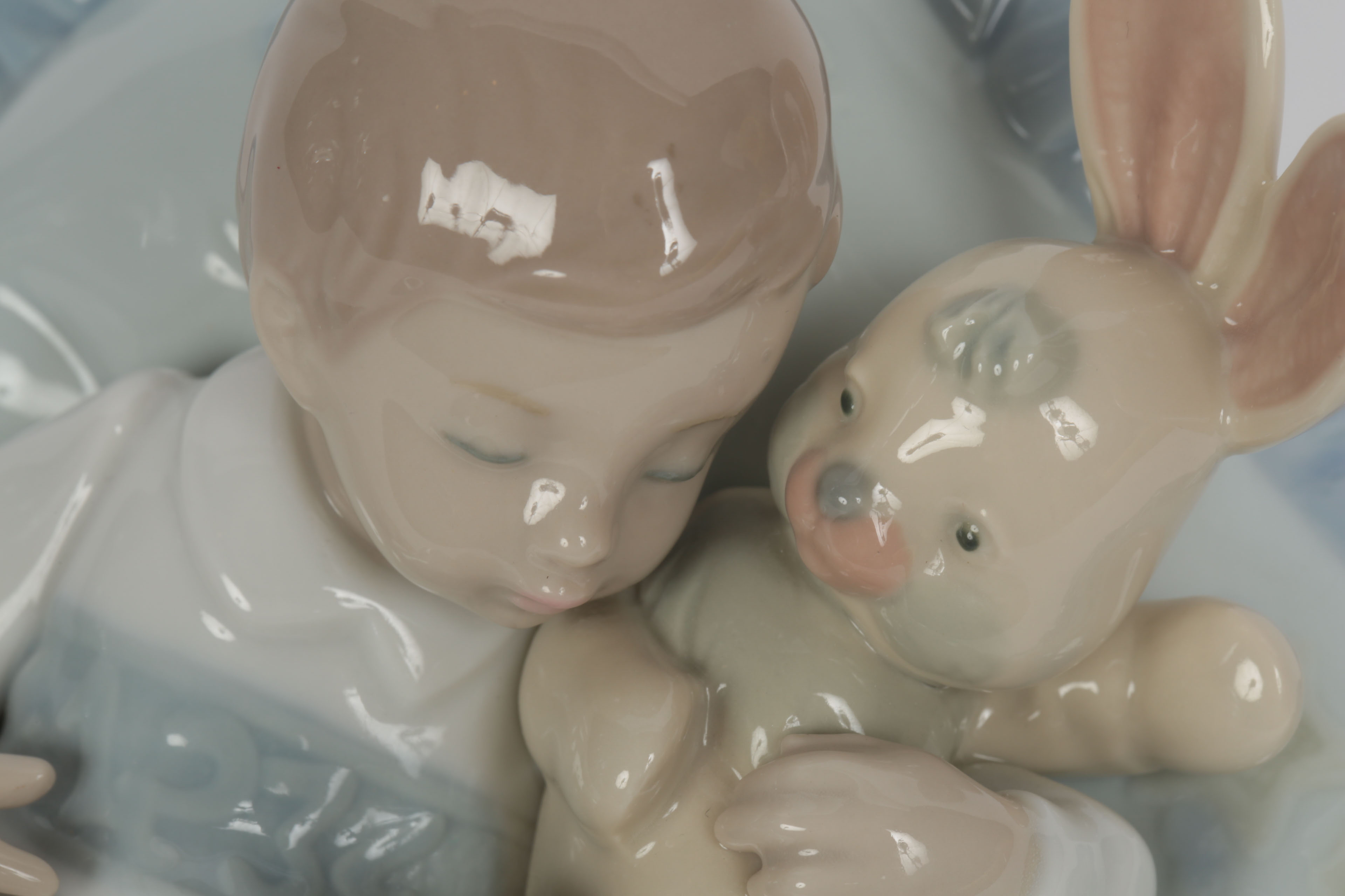 Lladró "Taking A Snooze" Porcelain Figurine