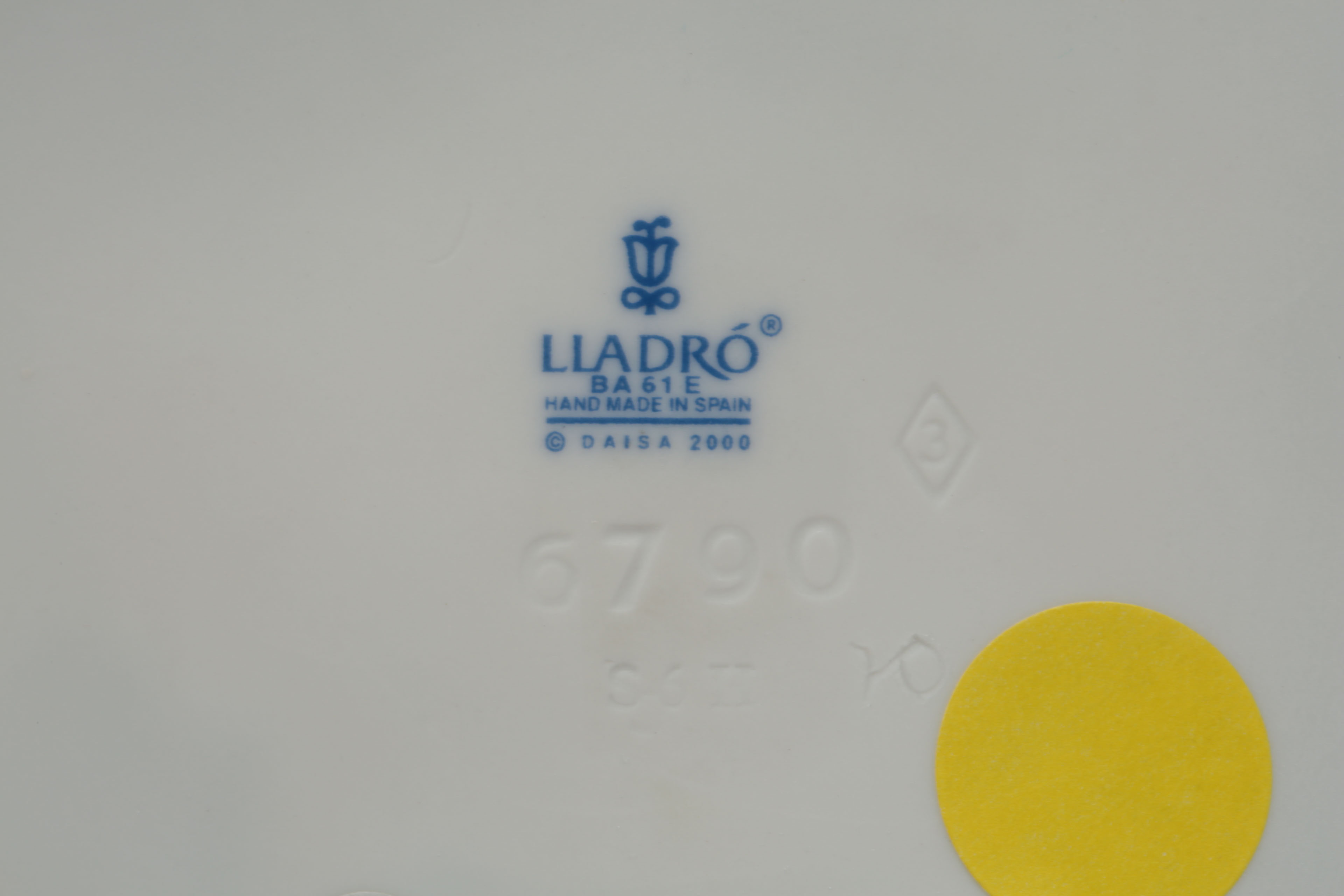 Lladró "Counting Sheep" Porcelain Figurine