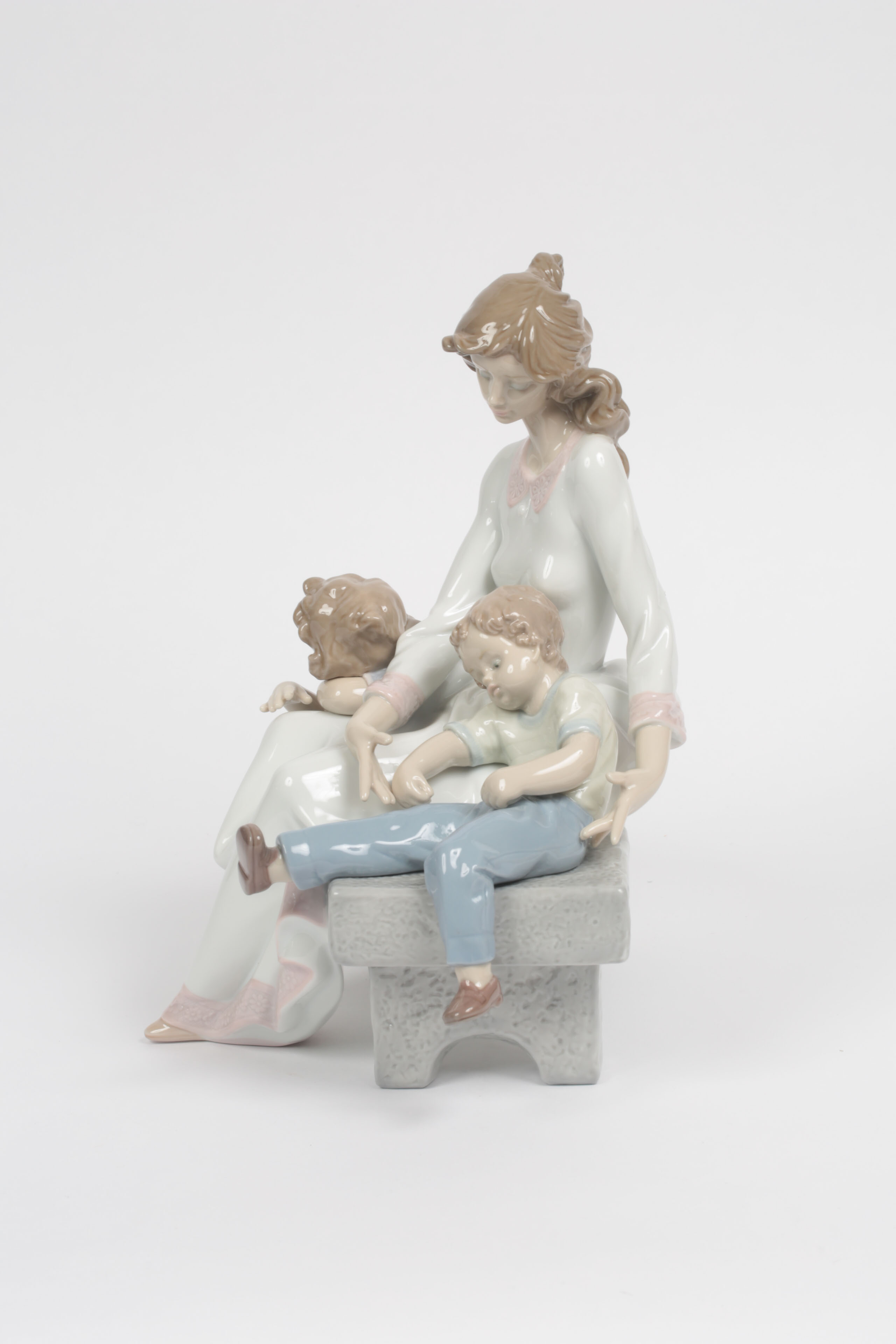 Lladró "An Afternoon Nap" Porcelain Figurine