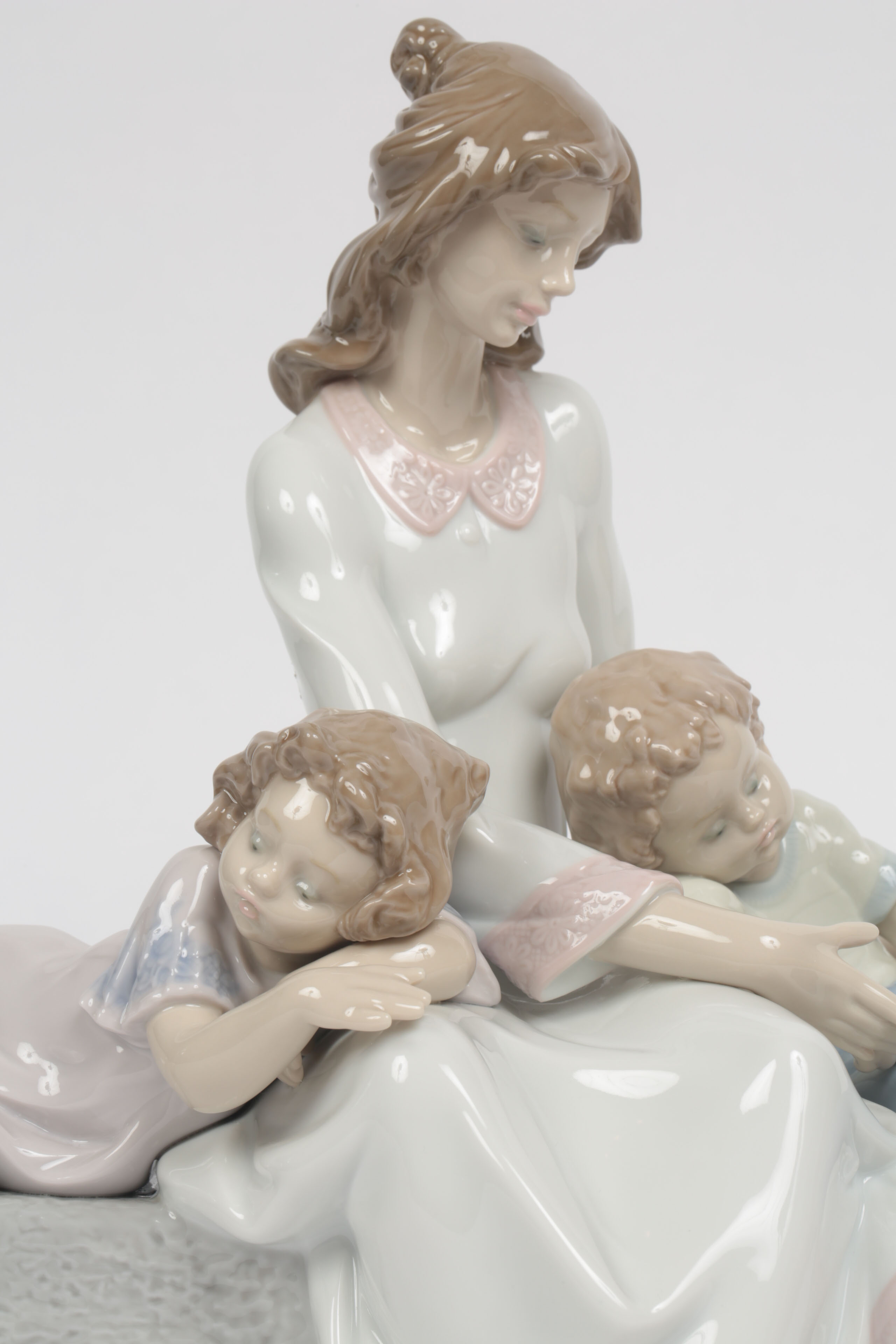 Lladró "An Afternoon Nap" Porcelain Figurine