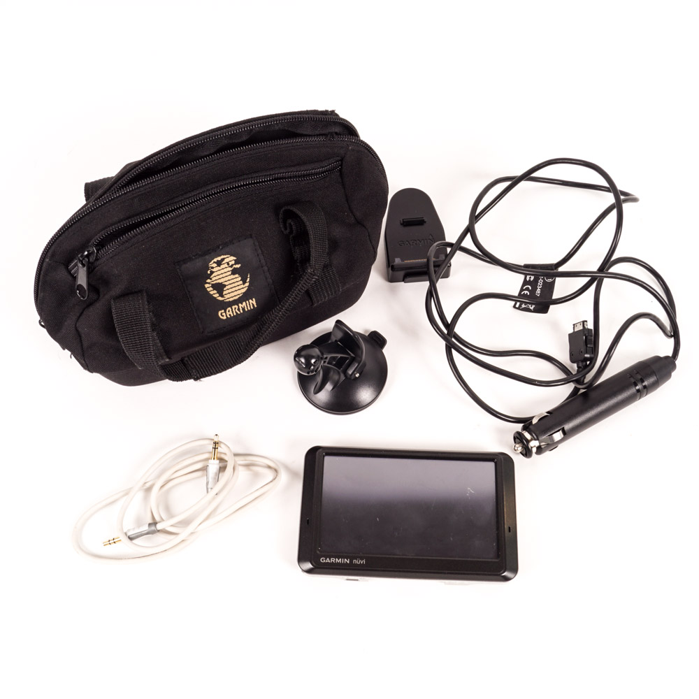 Garmin Nüvi 760 GPS System and Accessories