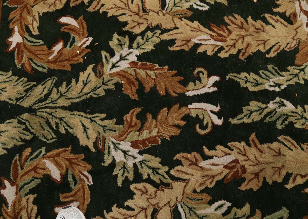 Machine Made Floral Area Rug