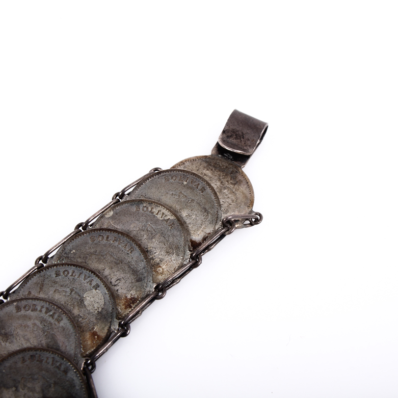 Vintage Venezuelan Bolivar Coin Silver Bracelet