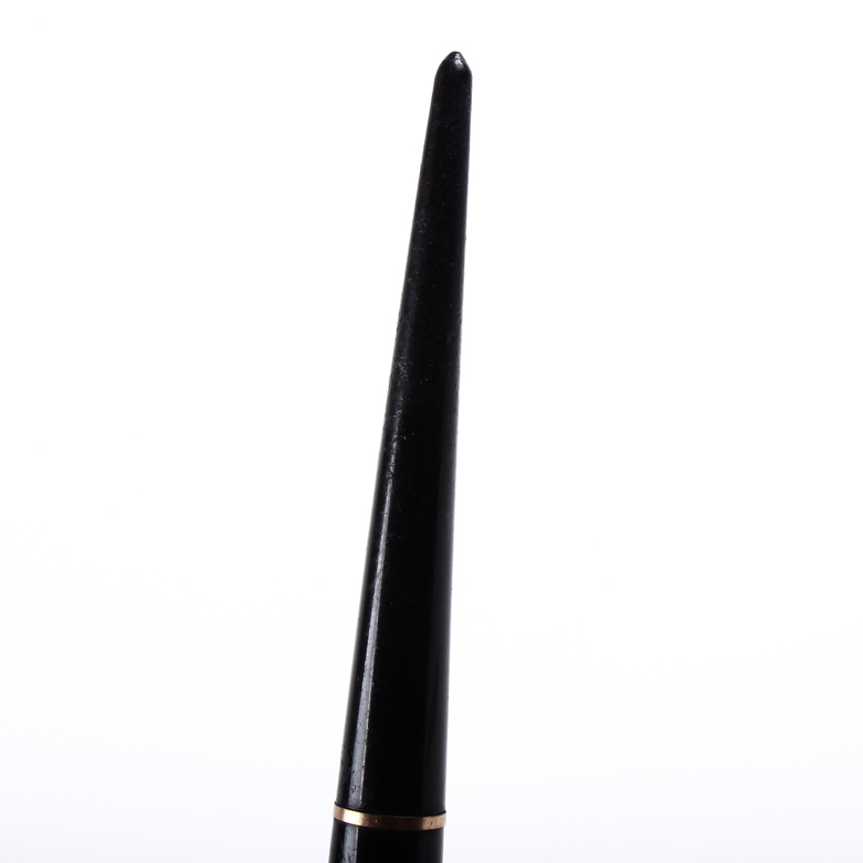 Vintage Fountain Pen Featuring 14K Gold Pieces