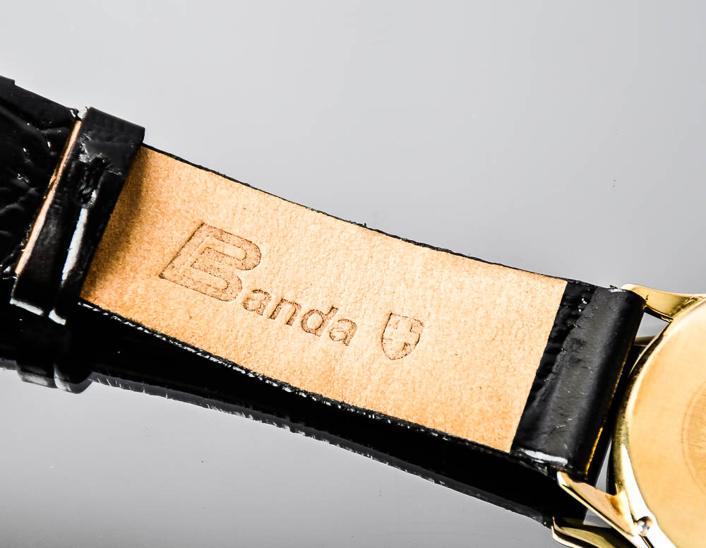 Vintage Concord Mariner 14K Yellow Gold Watch