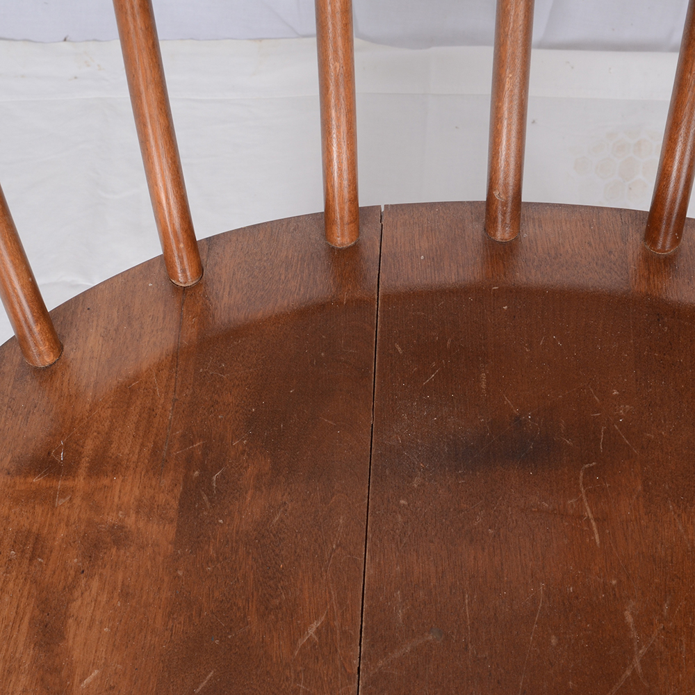 Windsor Style Captain's Chair