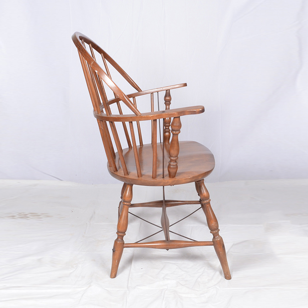 Windsor Style Captain's Chair