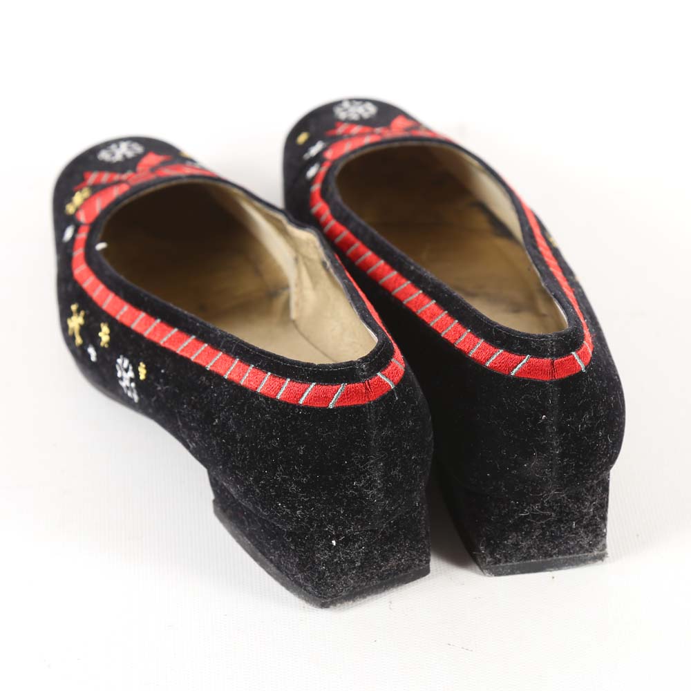 Vintage Christmas Fashion Accessories