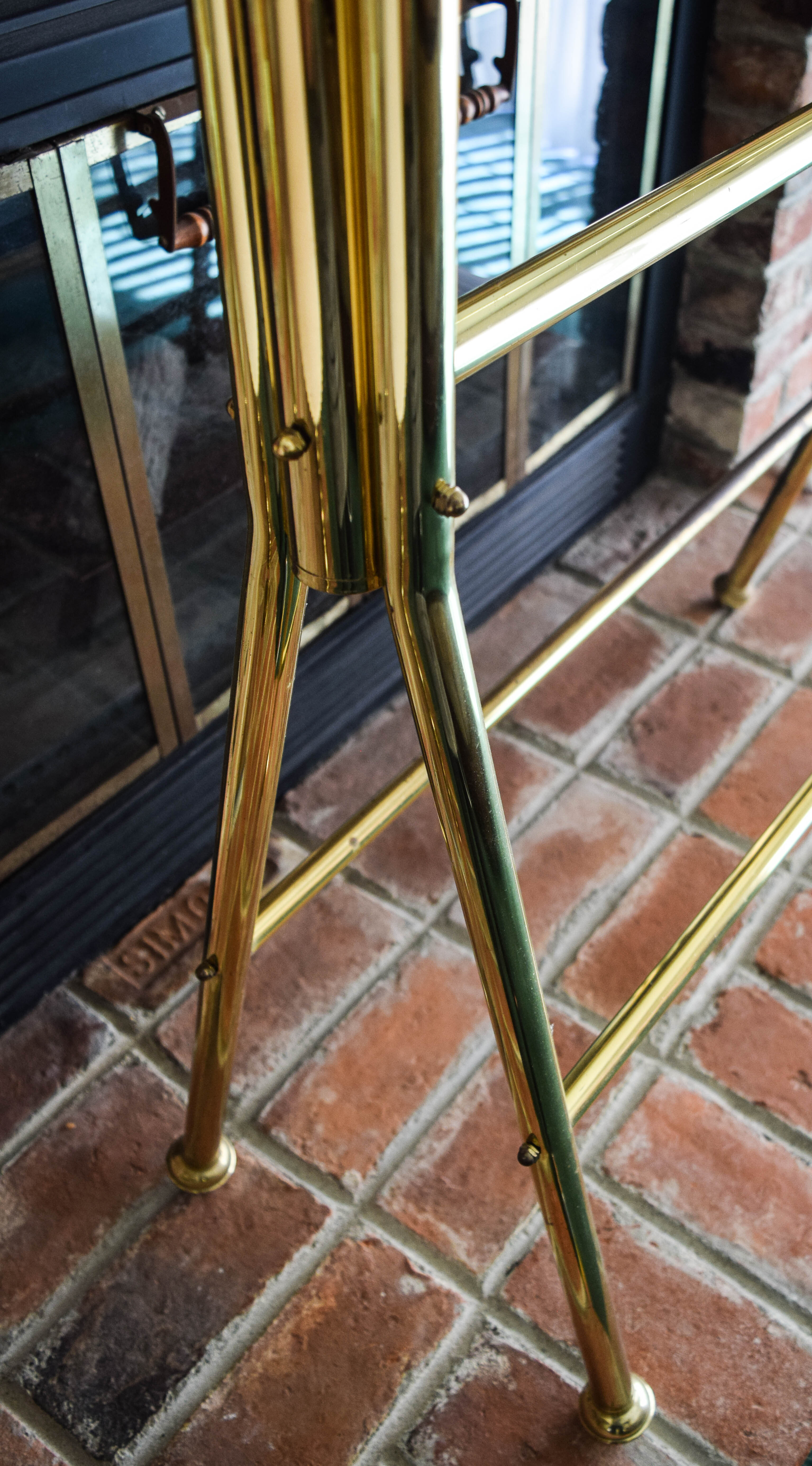 Free Standing Brass Towel Rack