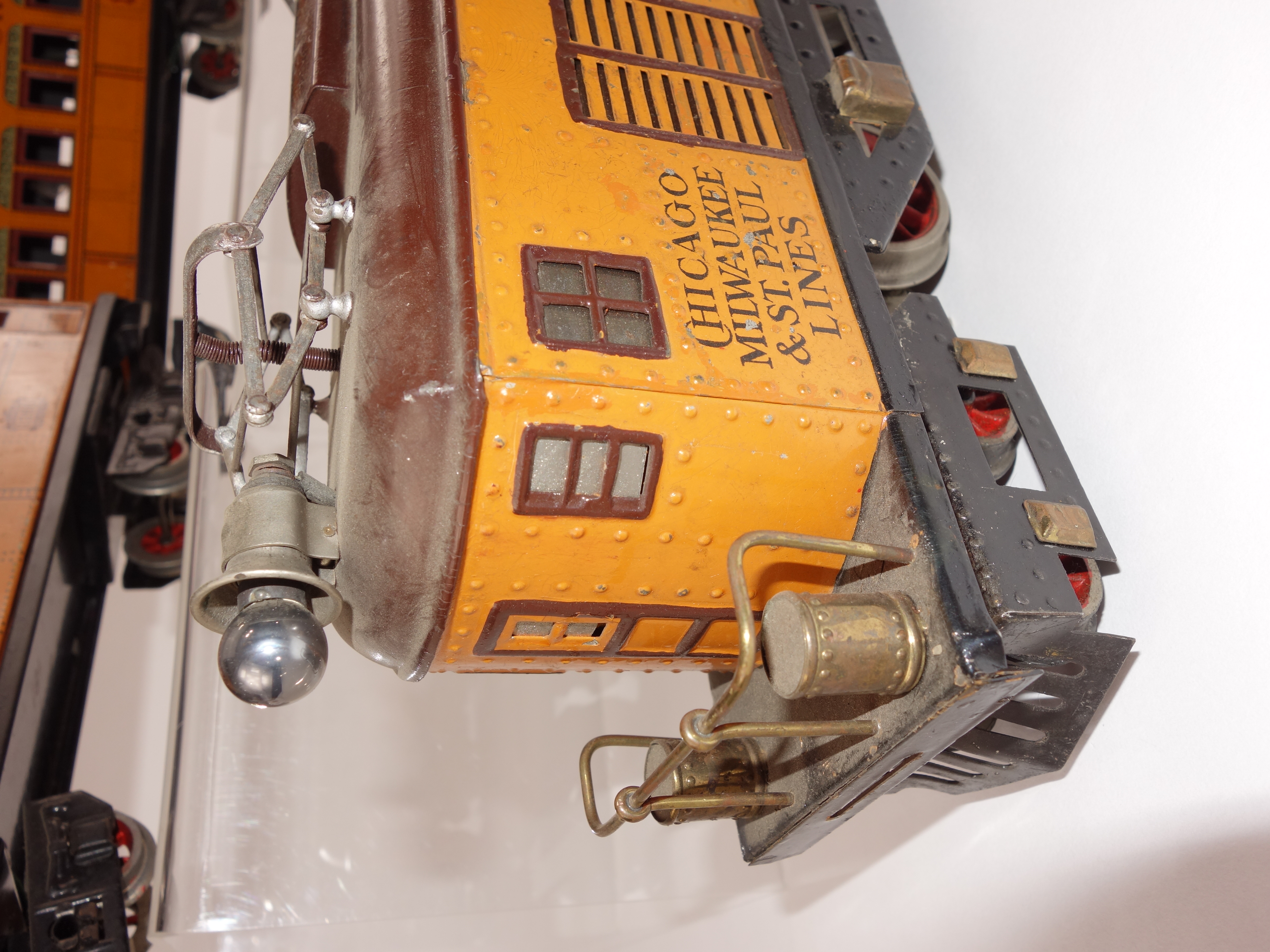 1920s German Gubruder Bing Train Cars