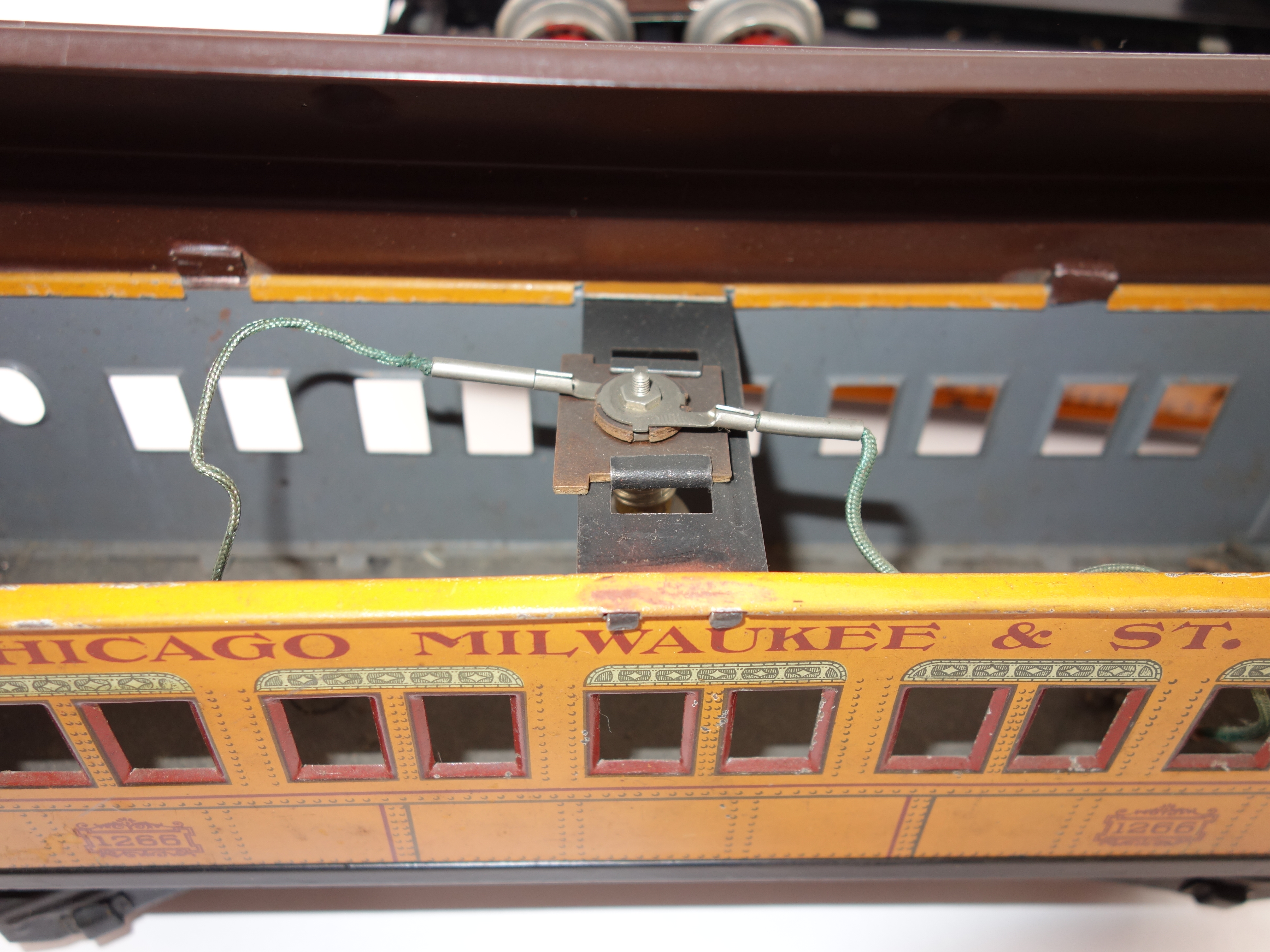 1920s German Gubruder Bing Train Cars