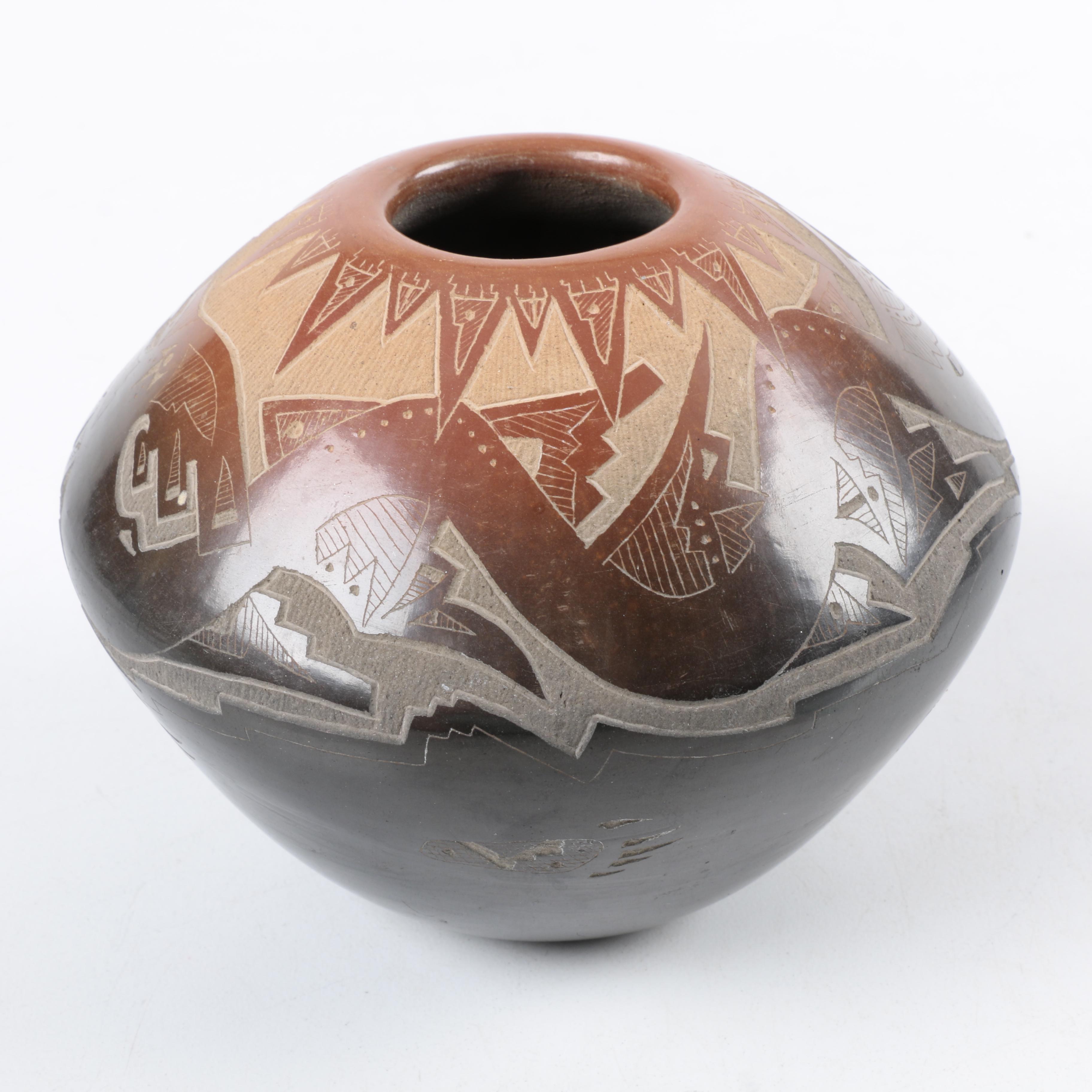 Sammy Naranjo Santa Clara Pueblo Pottery Jar