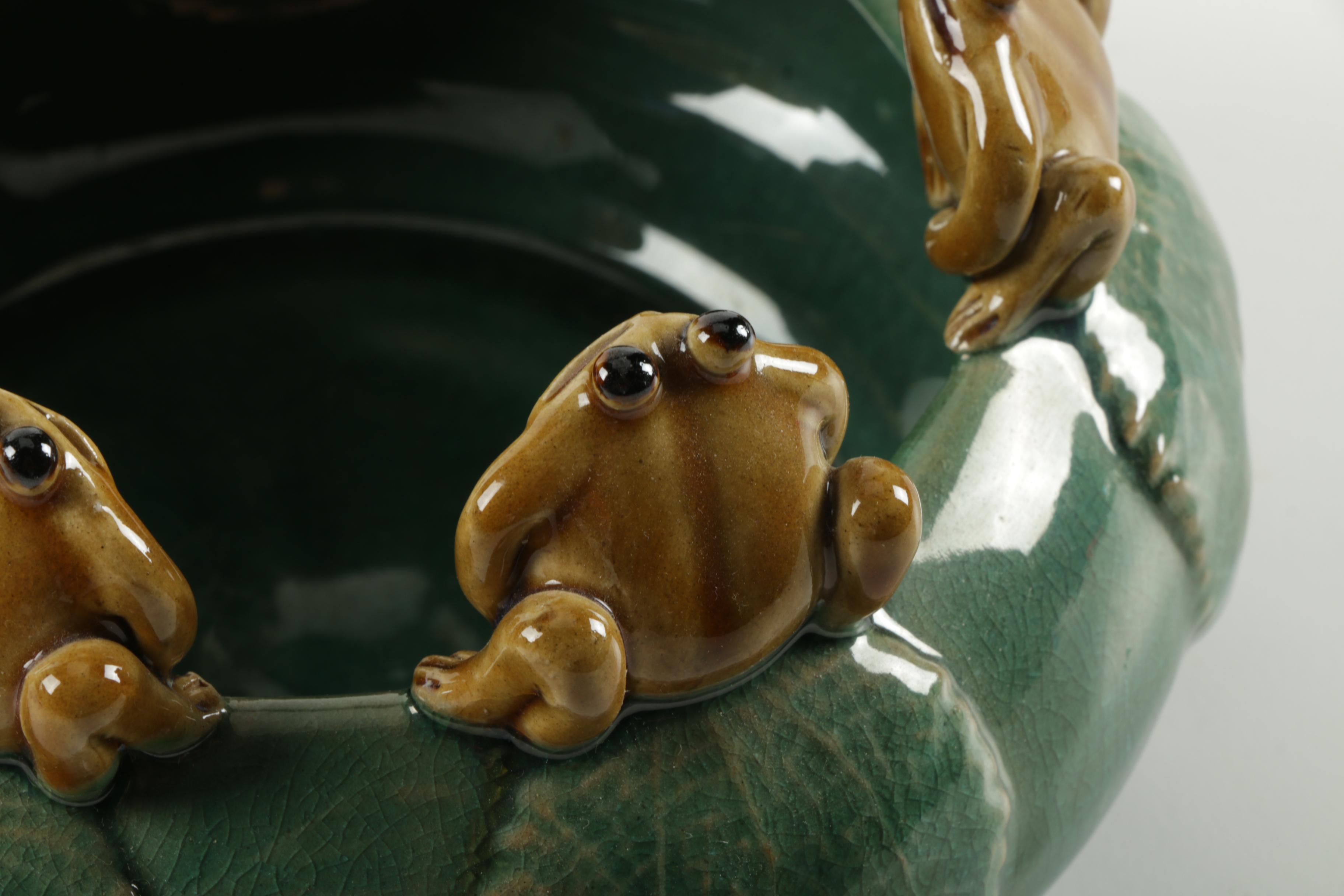 Handmade Frog Motif Ceramic Bowl