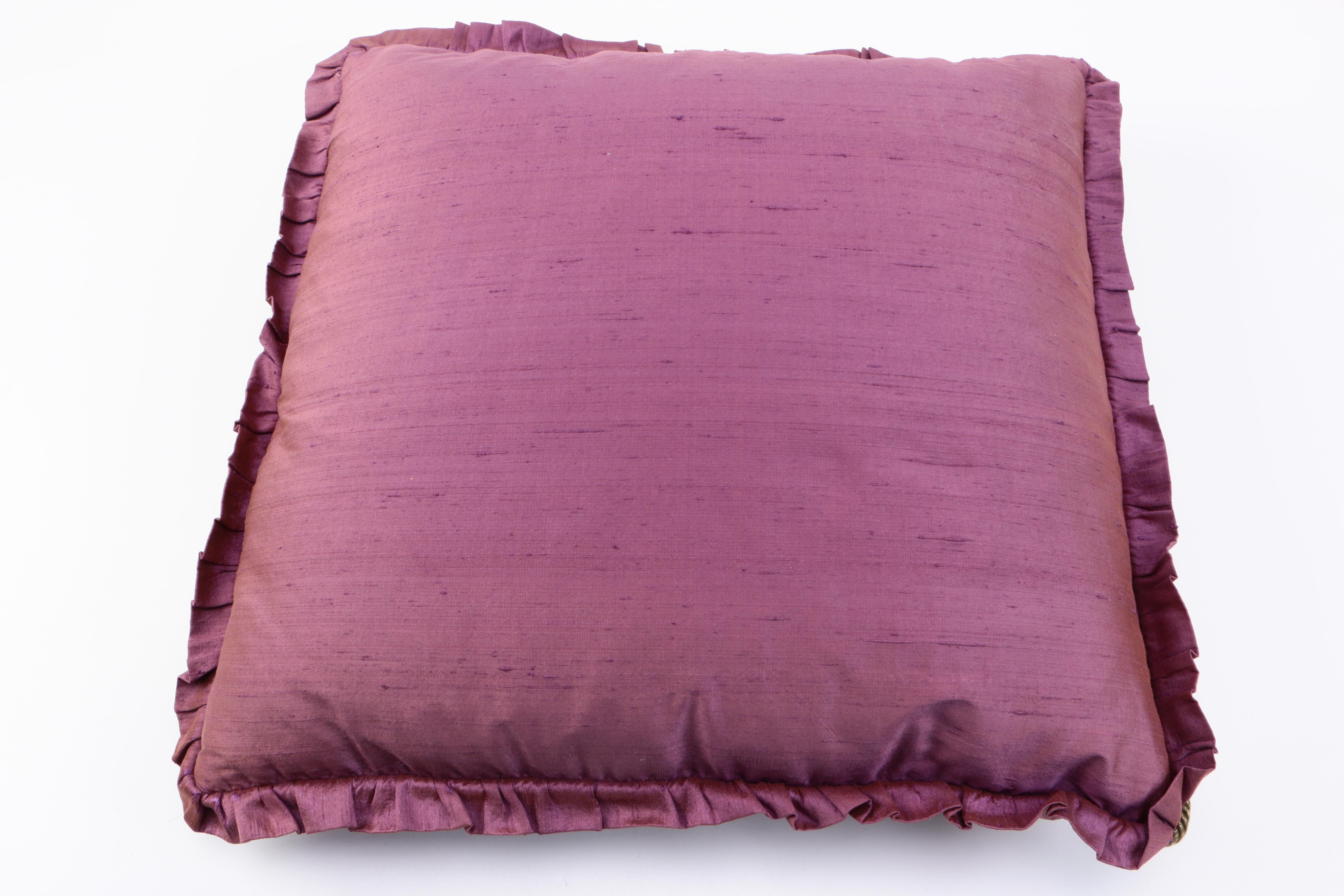 Decorative Throw Pillows