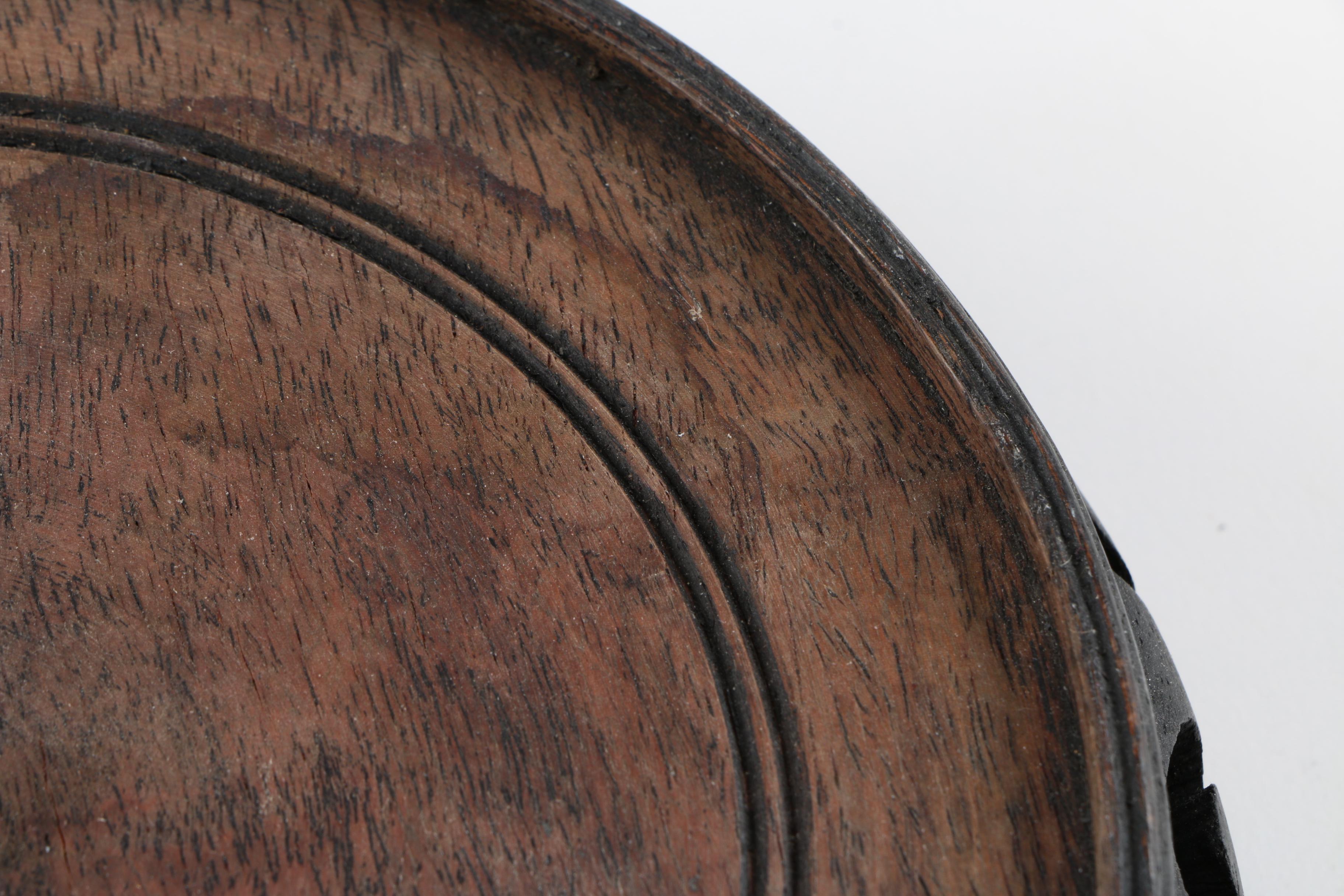 East Asian Imari Palette Ceramic Bowl and Wooden Base