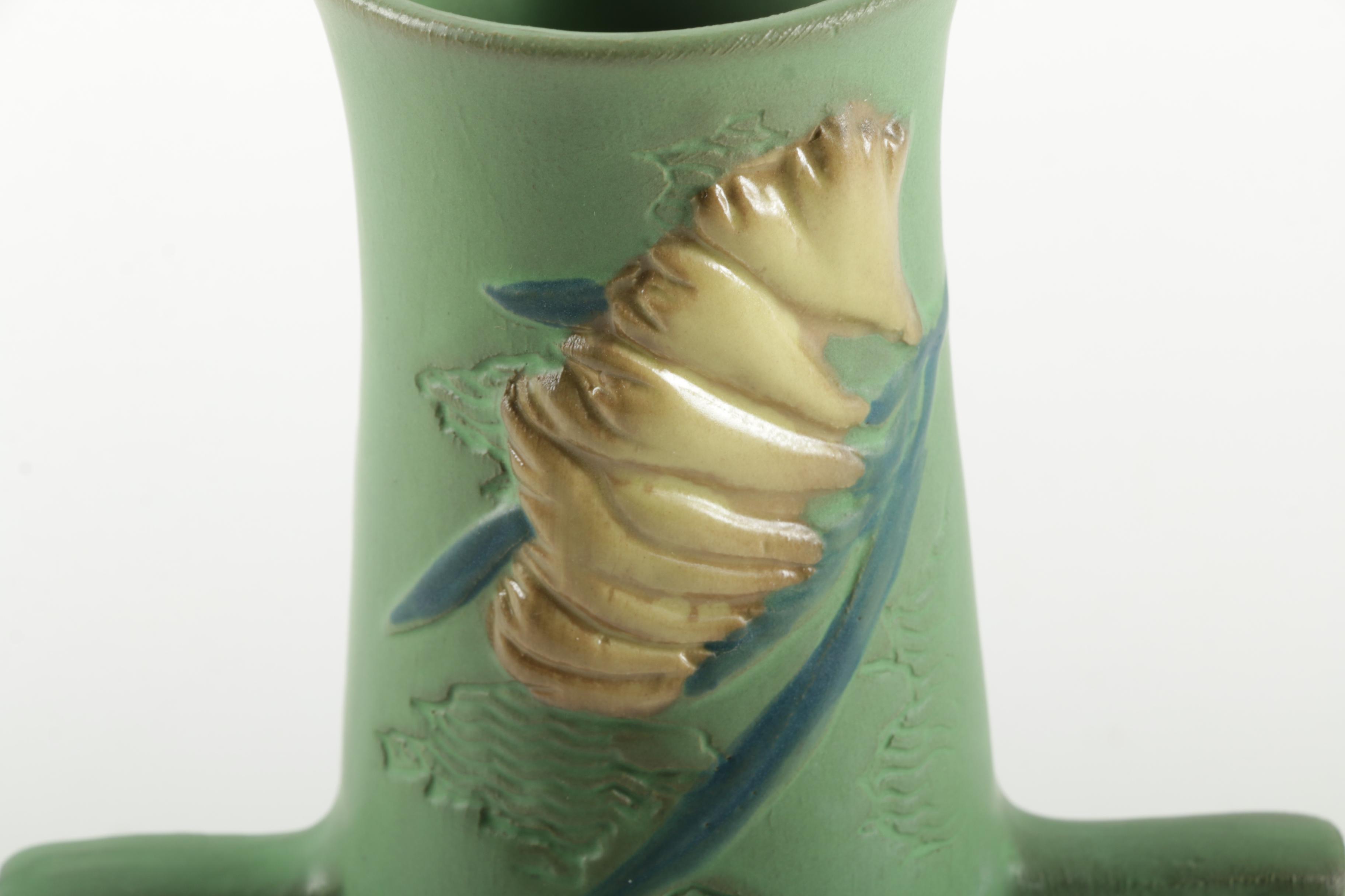 Reproduction Chinese Roseville Vase "Freesia" Pattern