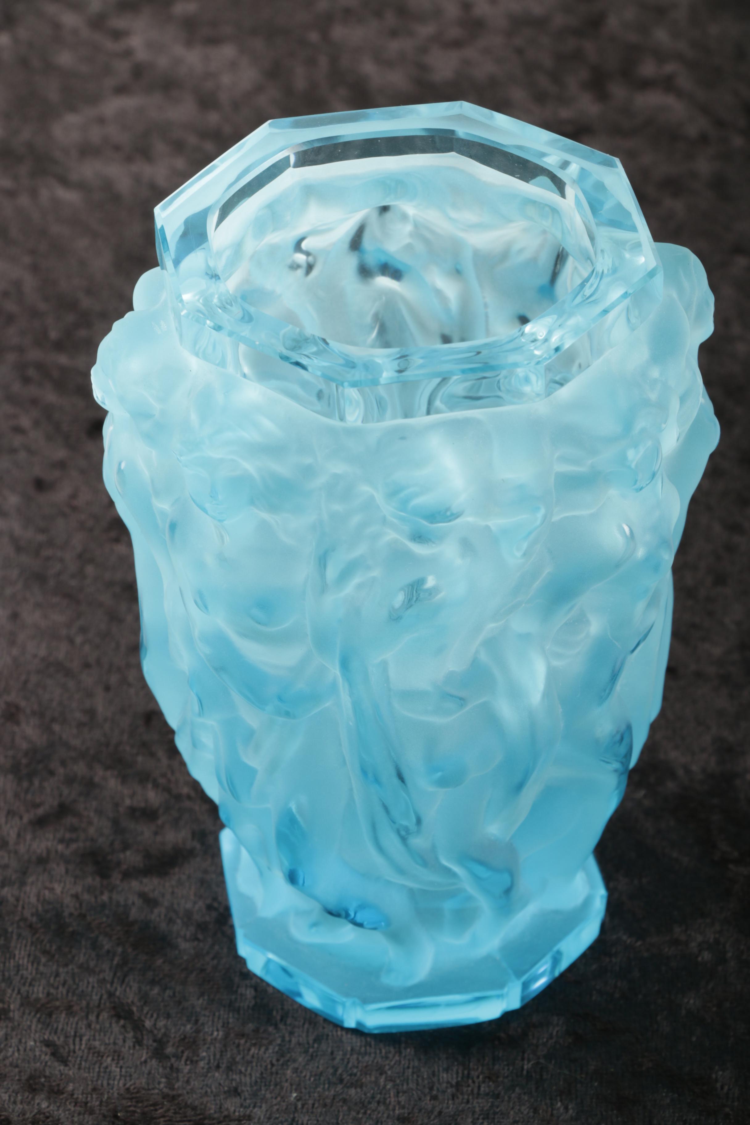 Limited Edition Frantisek Halama Czechoslovakian Frosted Crystal Vase