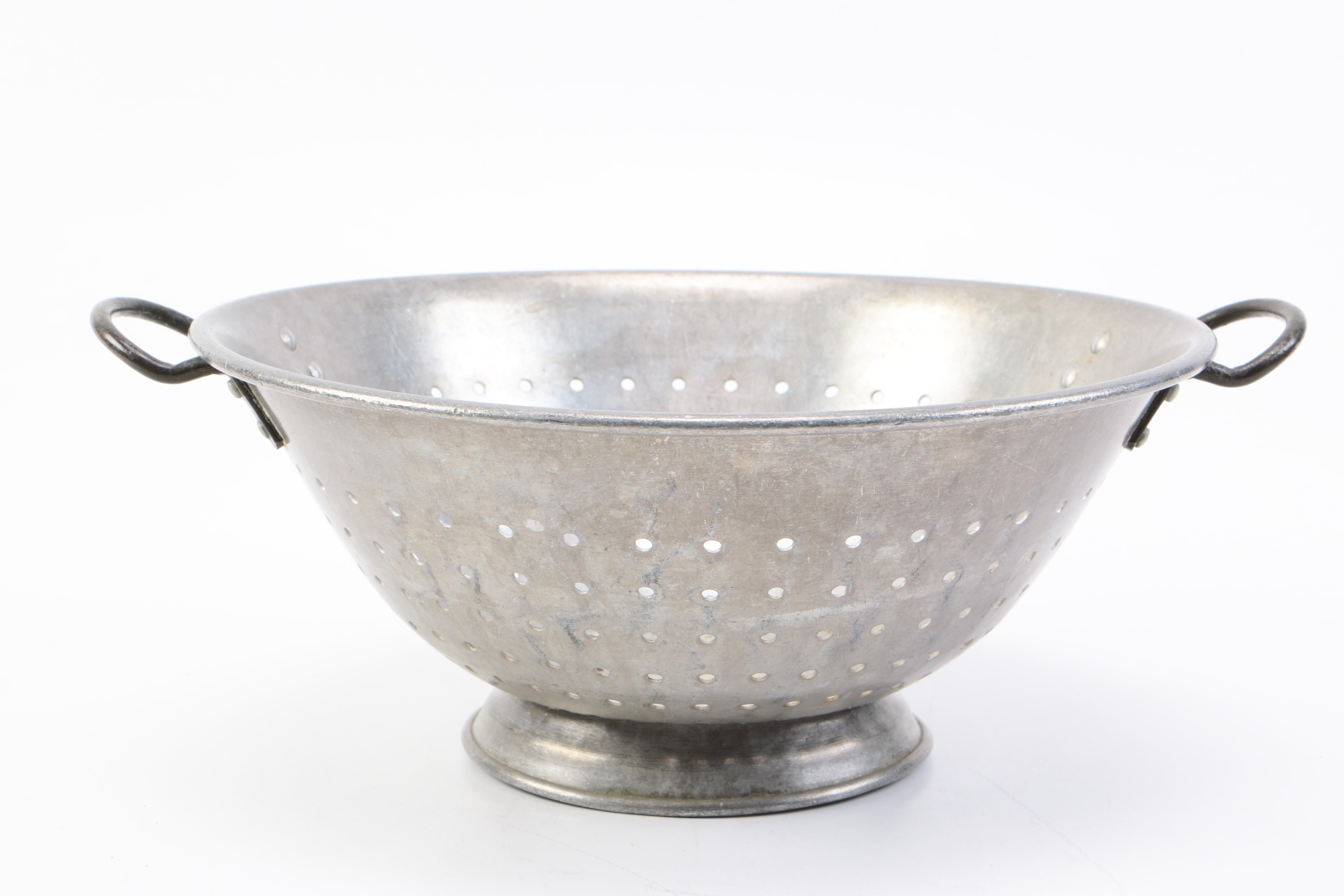 Assortment of Kitchen Wares