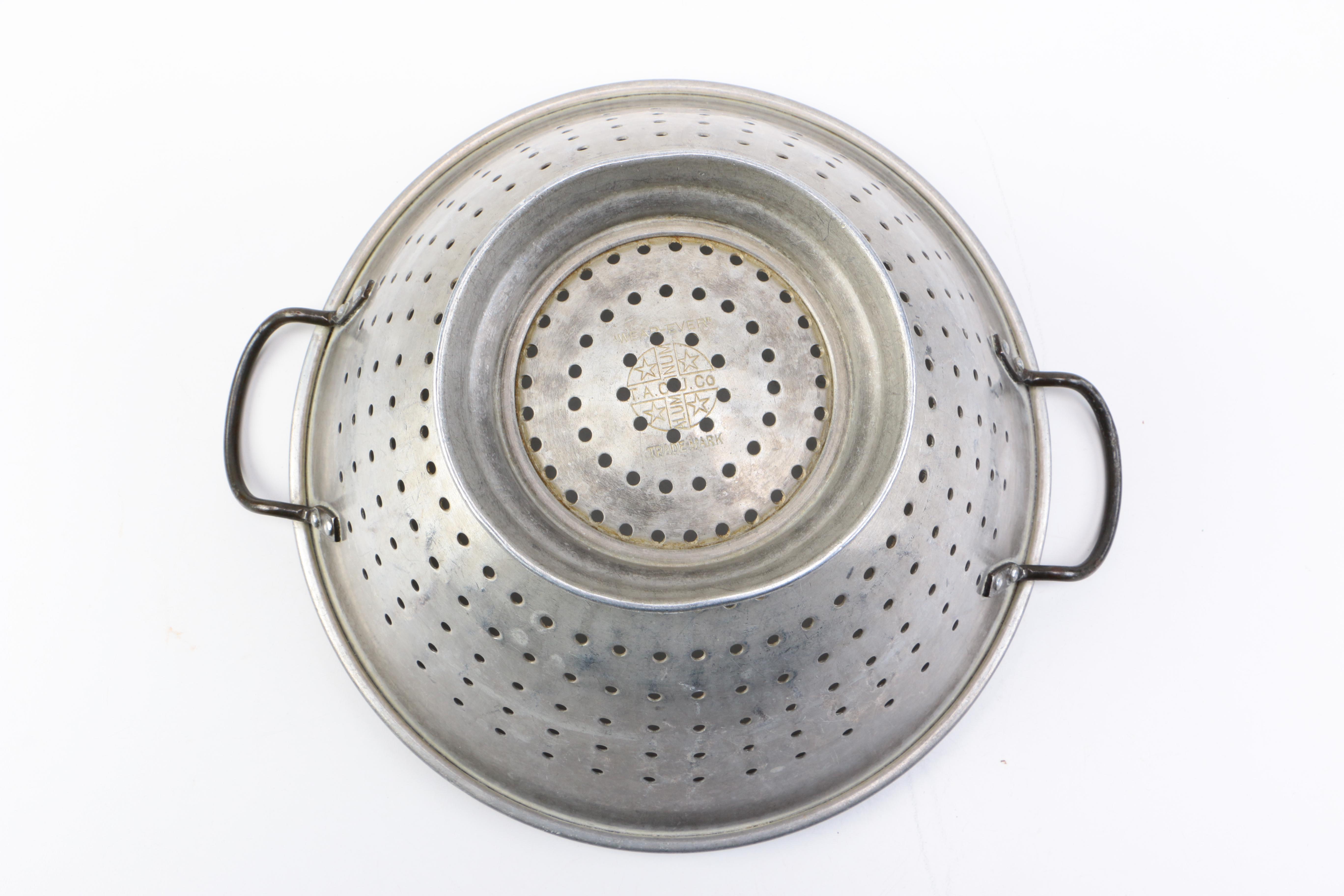 Assortment of Kitchen Wares