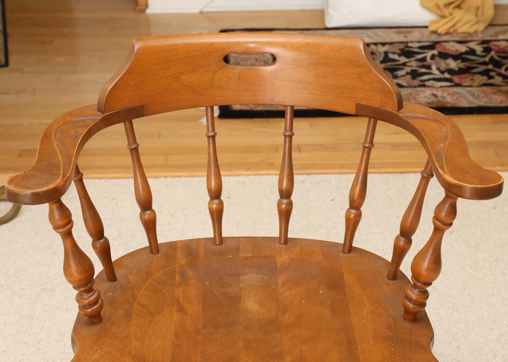 Vintage Ethan Allen "Early American" Captians Chair