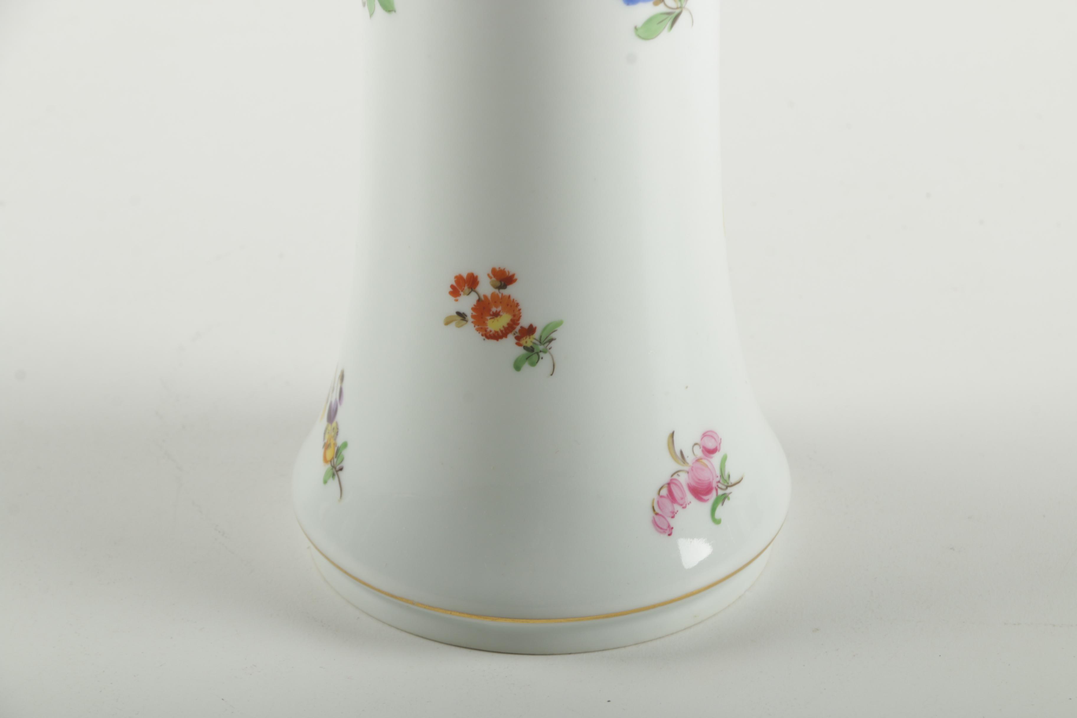 Meissen "Scattered Flowers" Vase