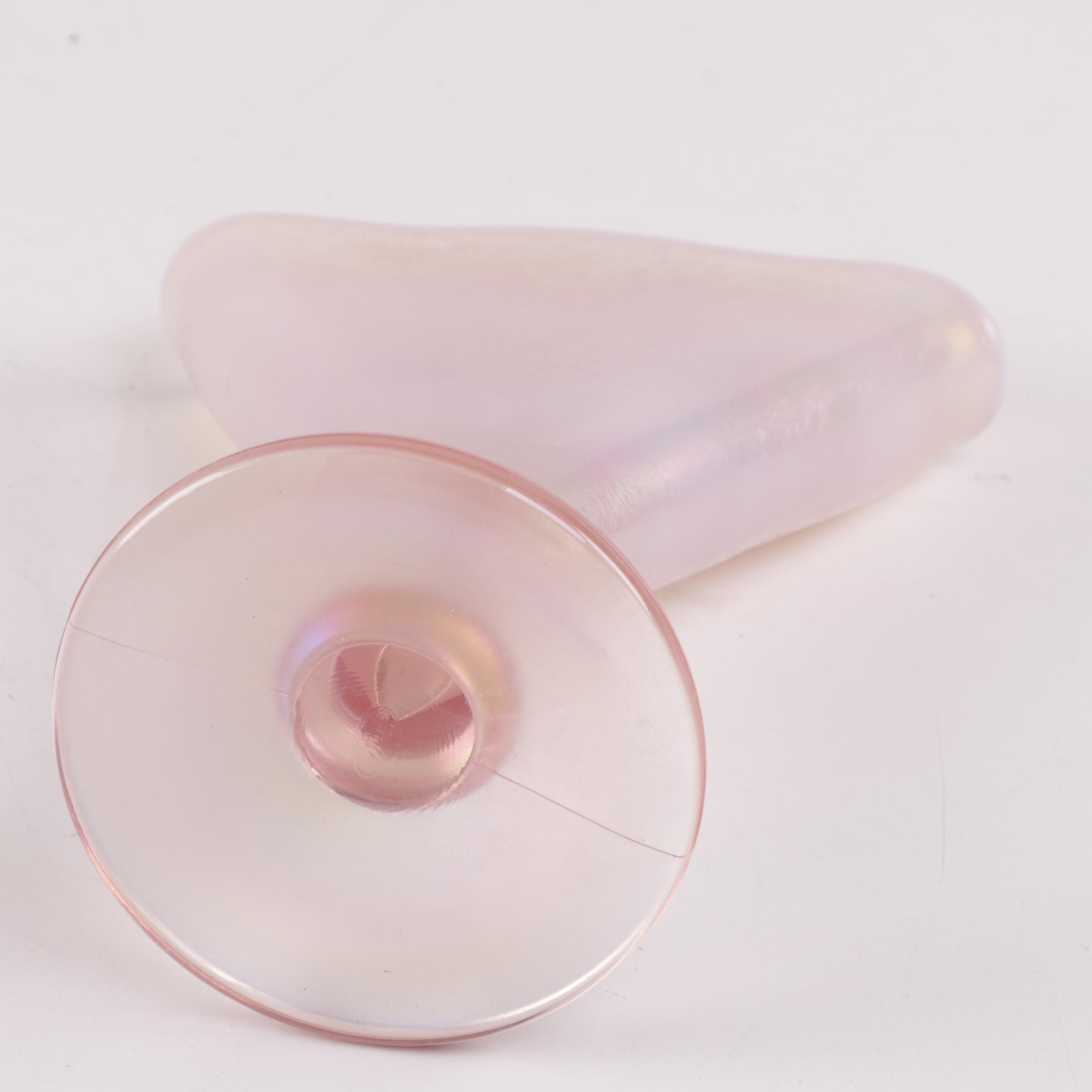 Fenton Irridescent Rose Stretched Fan Vase