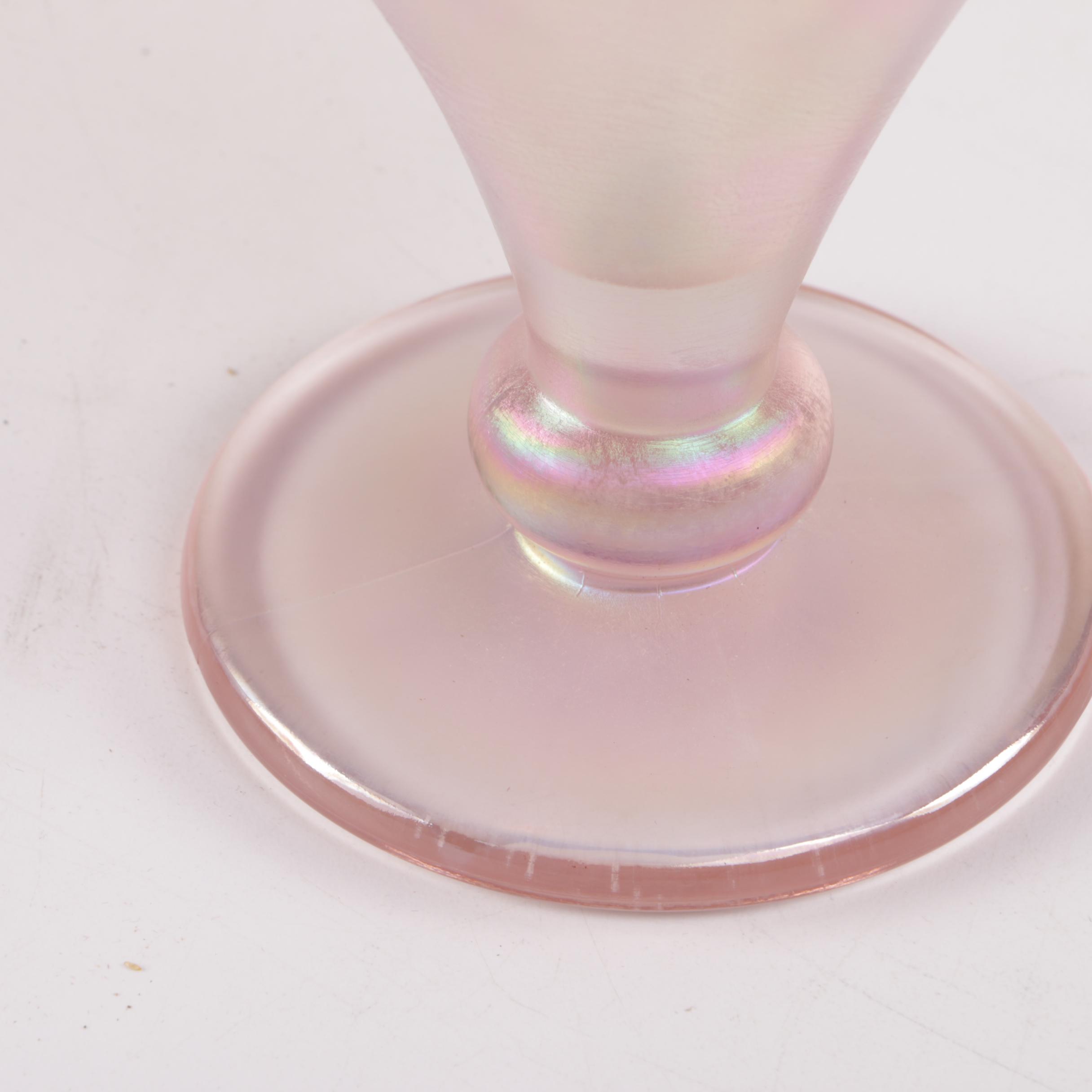 Fenton Irridescent Rose Stretched Fan Vase