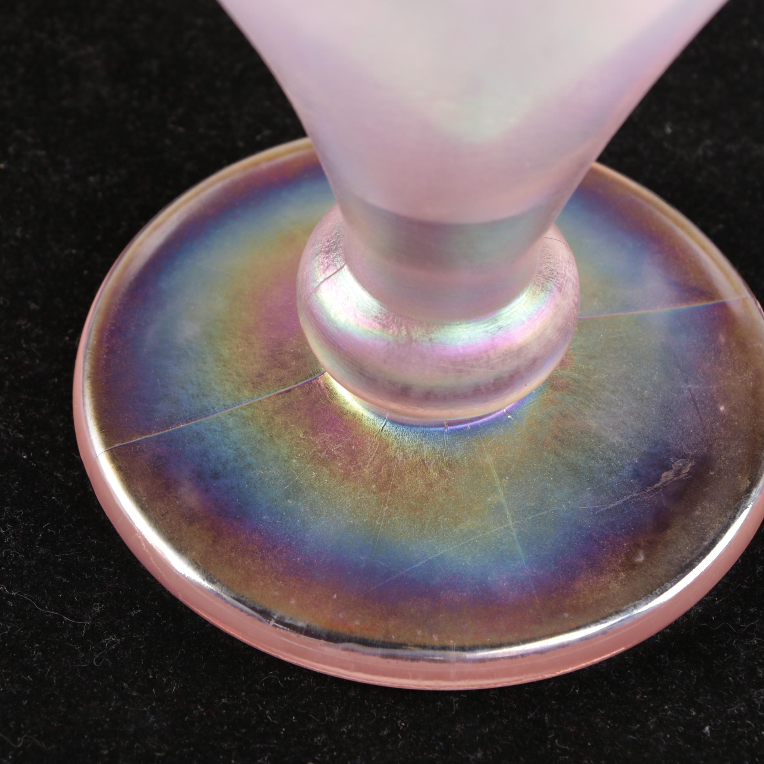 Fenton Irridescent Rose Stretched Fan Vase