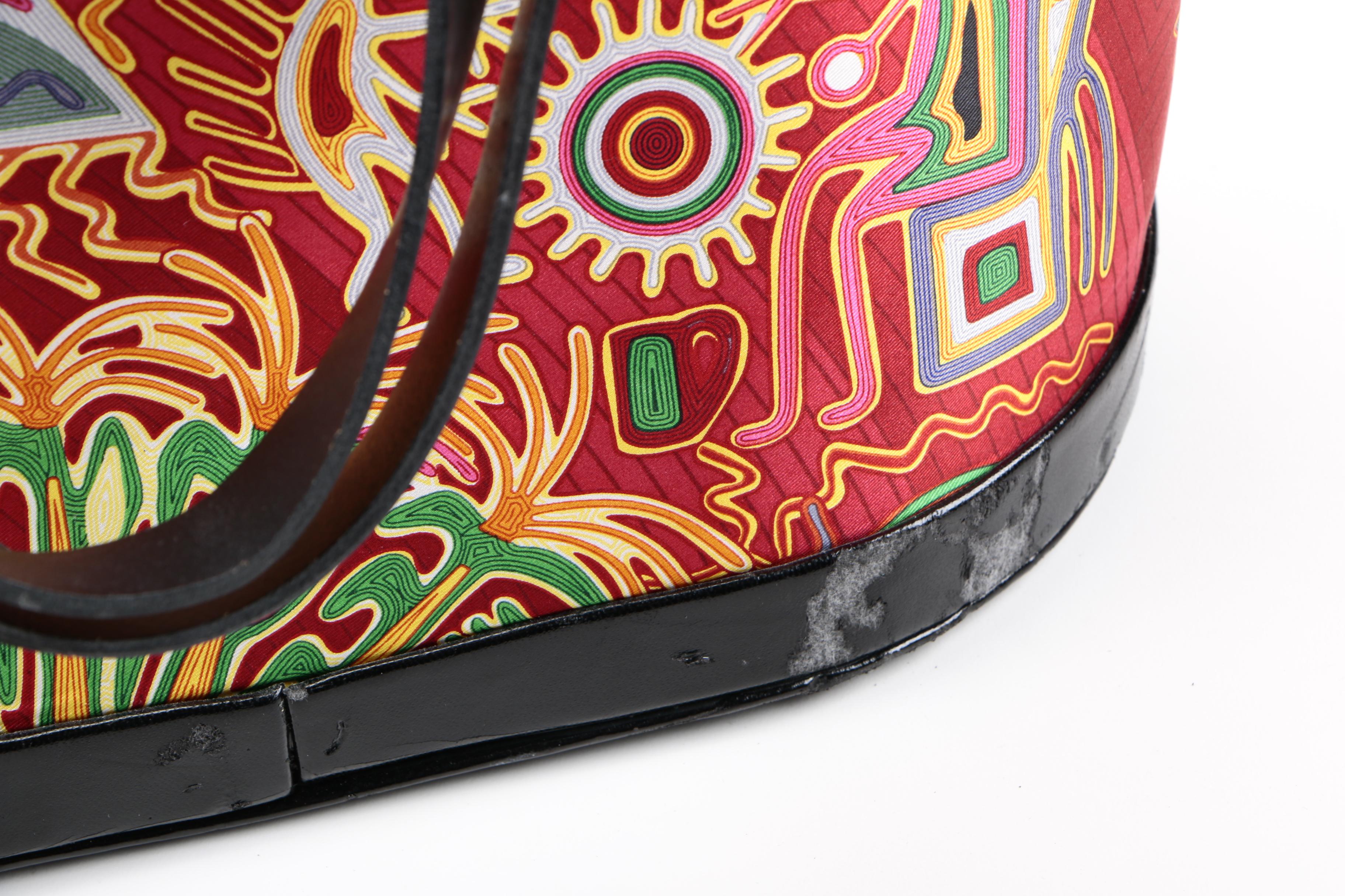 Pineda Covalin Shoulder Bag and Heels