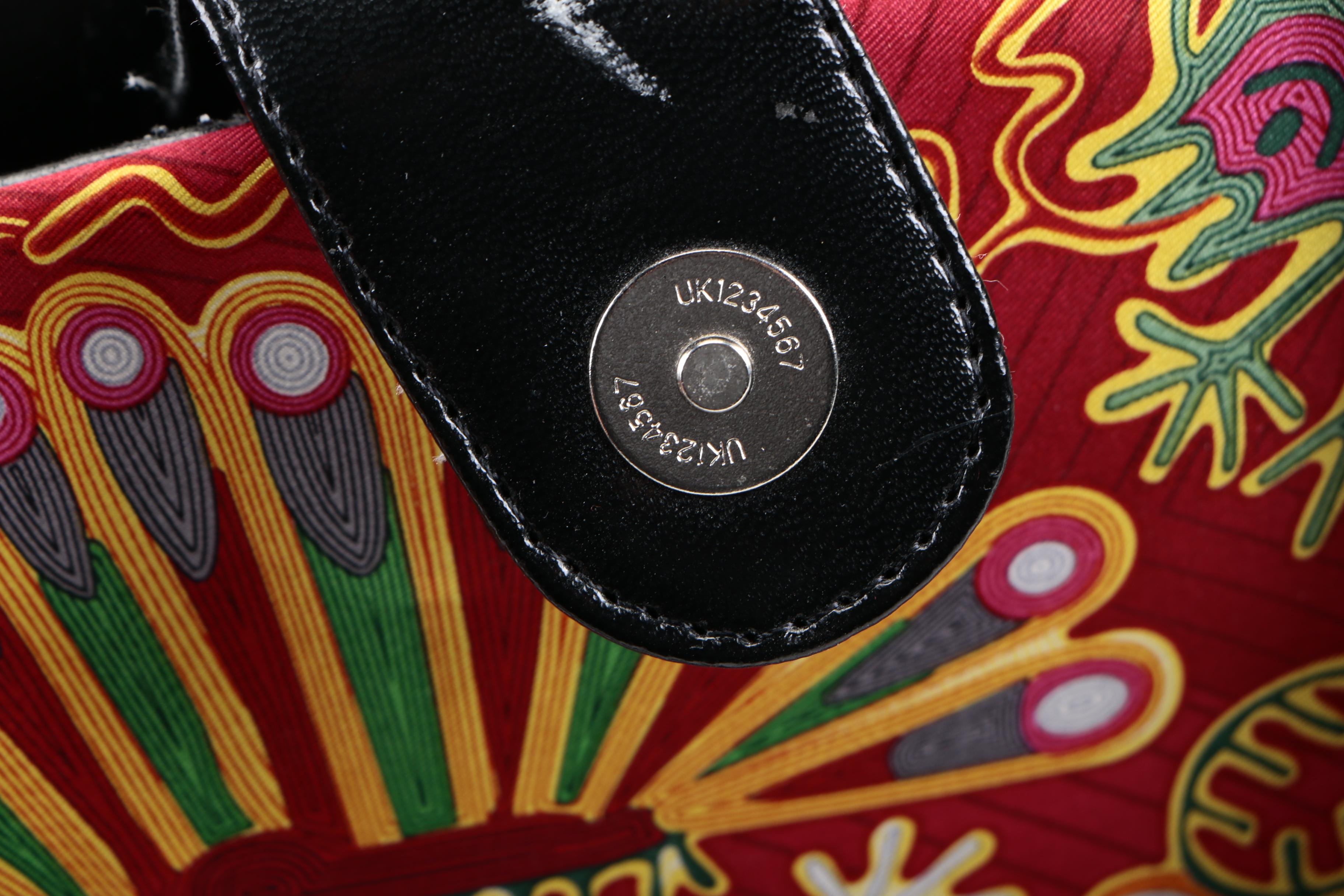 Pineda Covalin Shoulder Bag and Heels