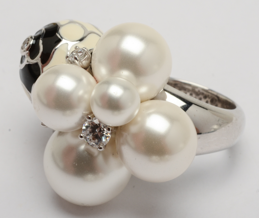 Belle Étoile Enameled on Sterling Silver Ring and Pierced Dangle Earrings