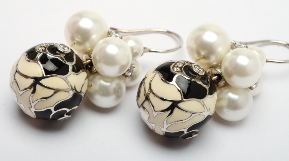 Belle Étoile Enameled on Sterling Silver Ring and Pierced Dangle Earrings