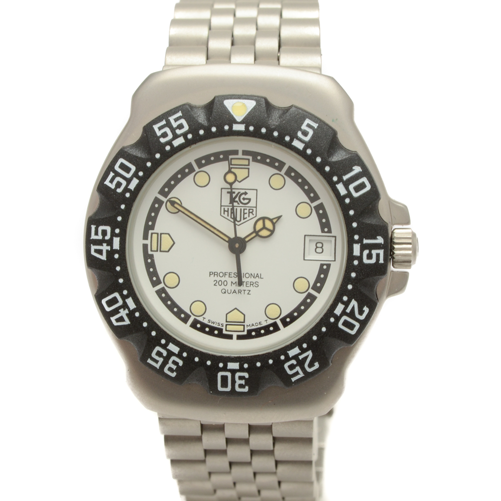 TAG Heuer Professional 200 Meters Quartz Swiss Made Watch