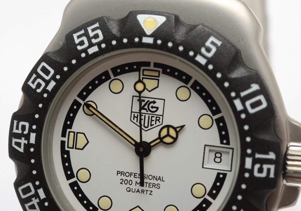 TAG Heuer Professional 200 Meters Quartz Swiss Made Watch